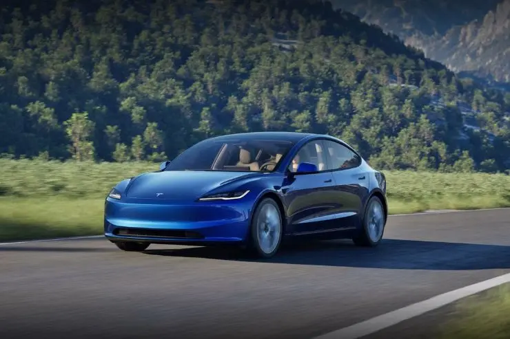 tesla-carretera-montaña Tesla Model 3 seminuevo en Gyata