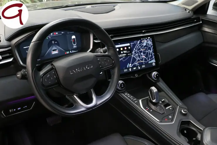 interior_lynk Interior de un coche chino de segunda mano