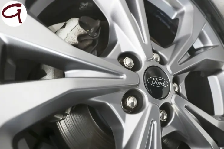 neumatico Rueda Ford