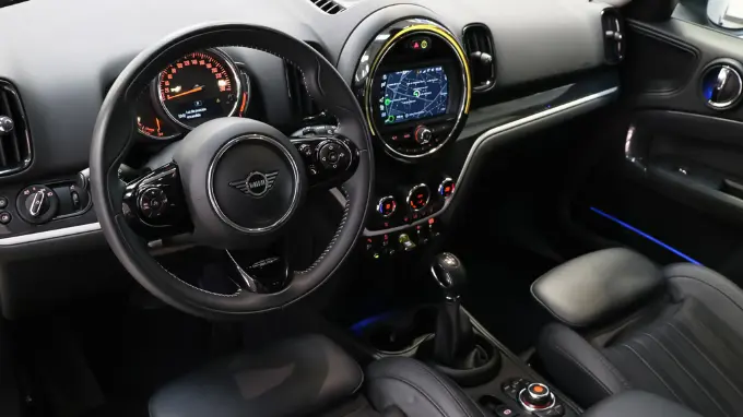 volante Cuadro de mandos del coche mini de ocasión