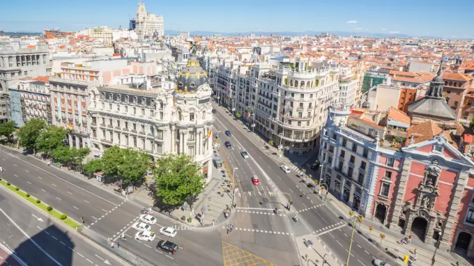 granvia Vista aerea de la Gran Via de Madrid