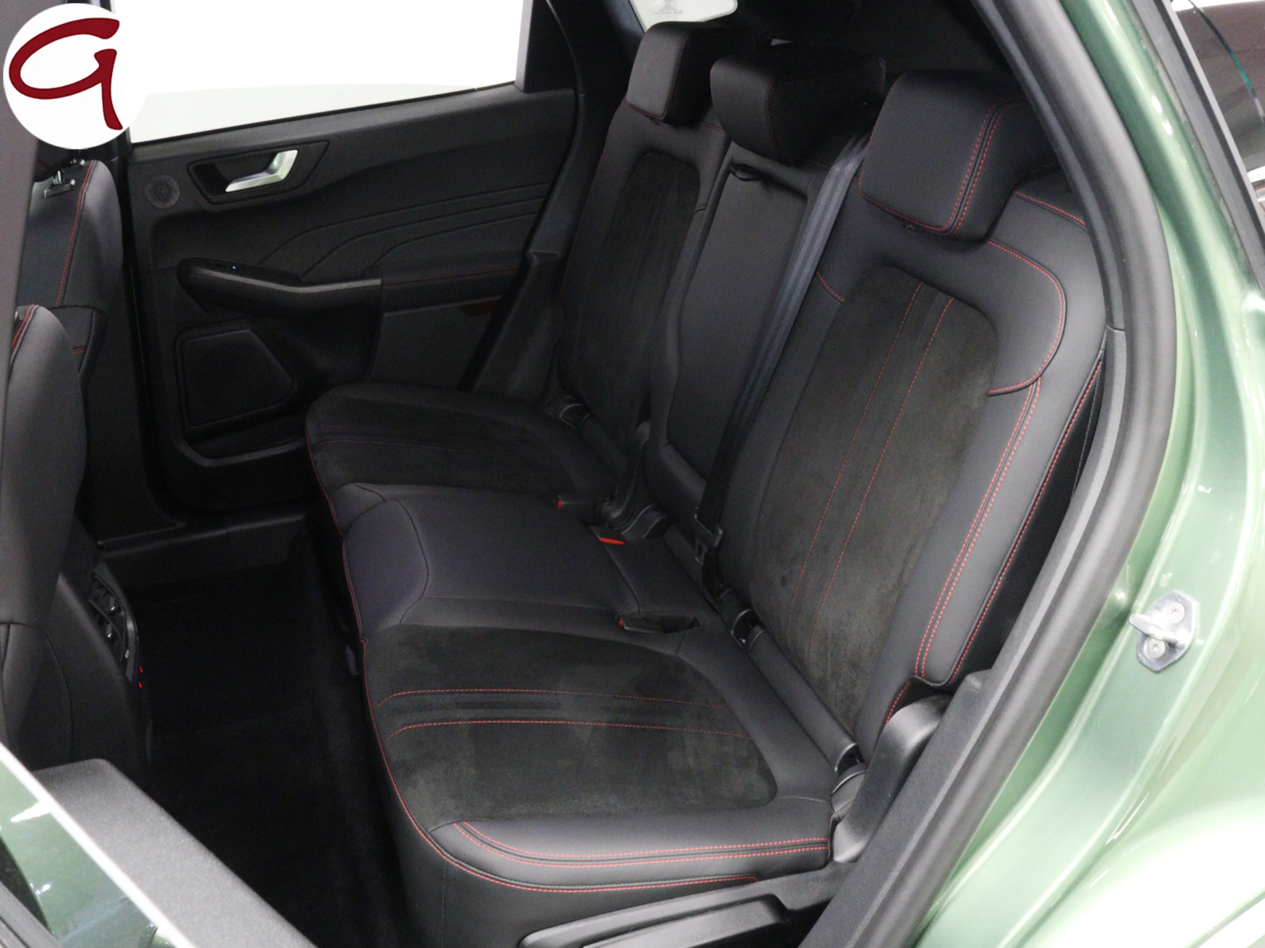 Ford Kuga 2.5 Duratec PHEV ST-Line X Auto 178 kW (243 CV) - Foto 7