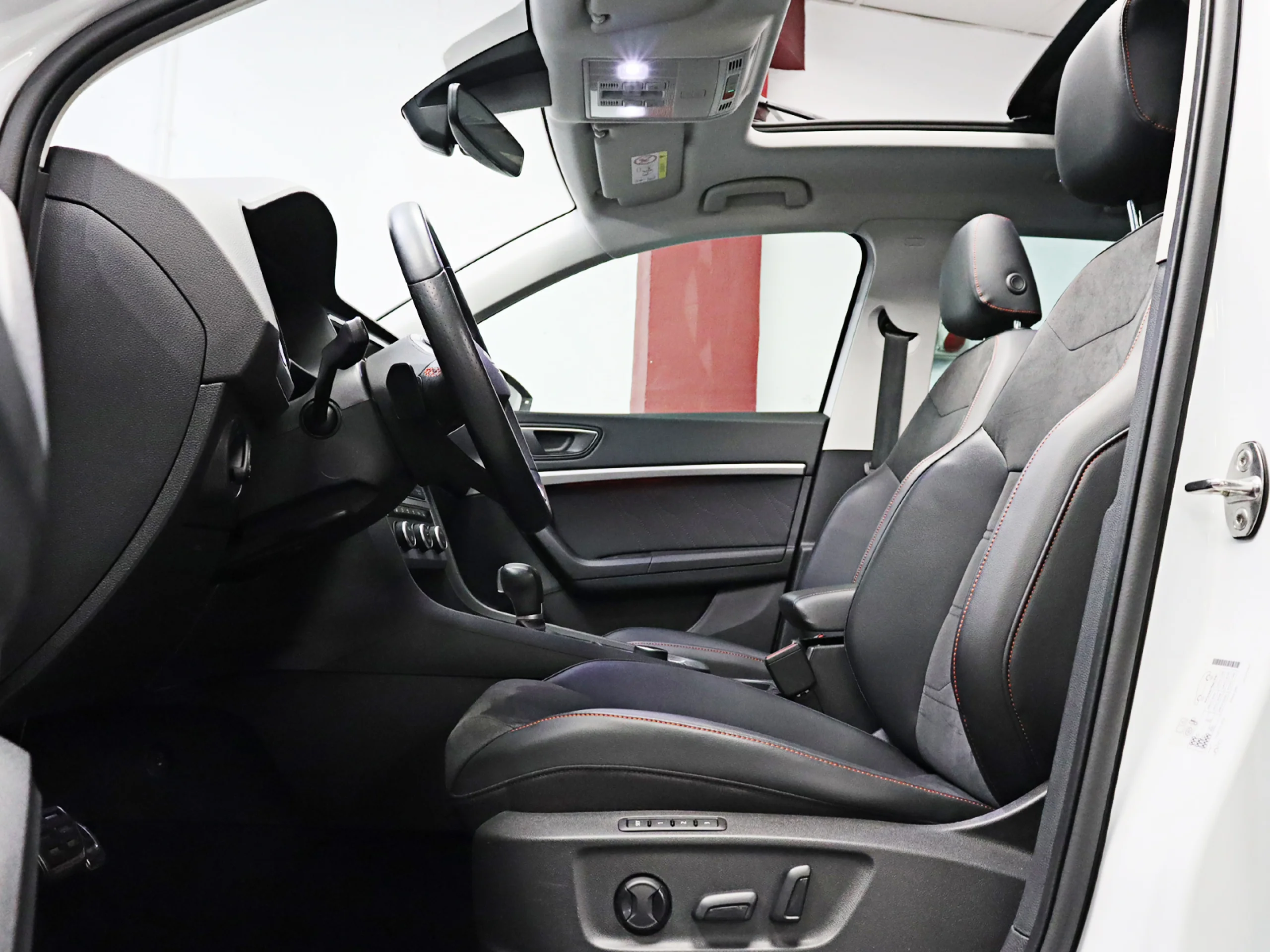 SEAT Ateca 2.0 TDI S&S FR DSG 110 kW (150 CV) - Foto 7