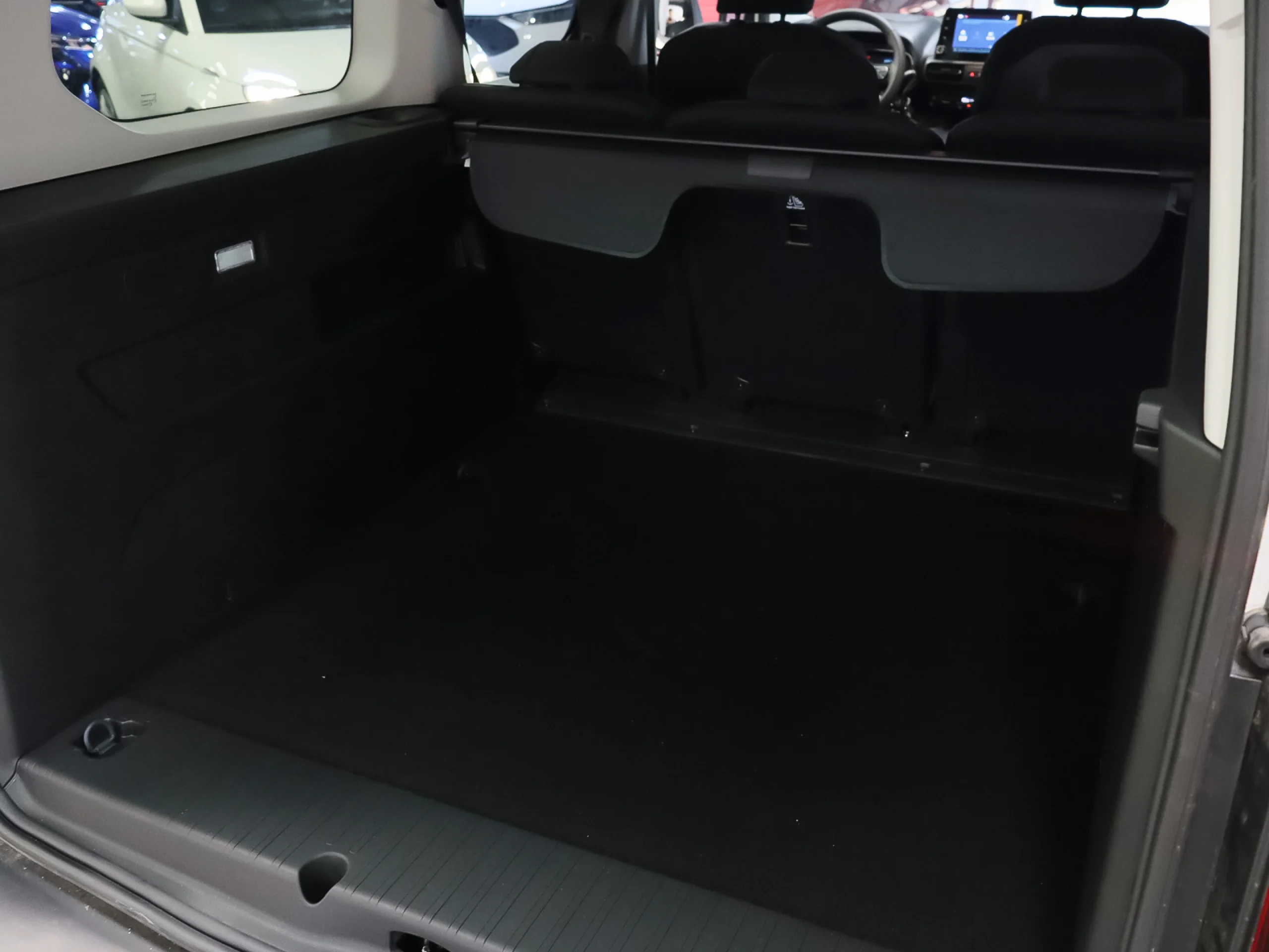 Citroen ë-Berlingo Talla XL Shine 50kWh 100 kW (136 CV) - Foto 31