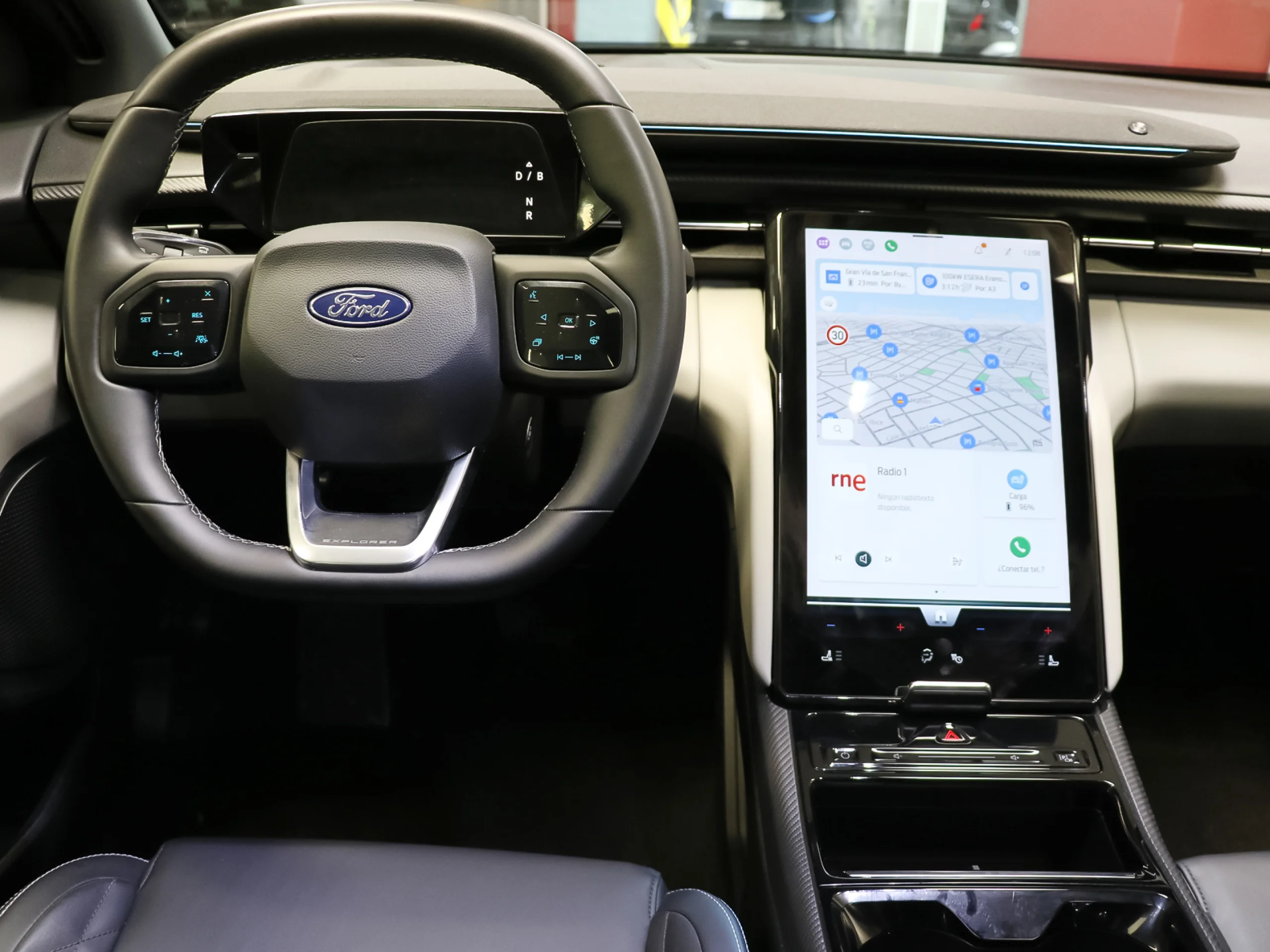 Ford Explorer CX740S Premium R. Ext. AWD 78kWh 250 kW (340 CV) - Foto 13