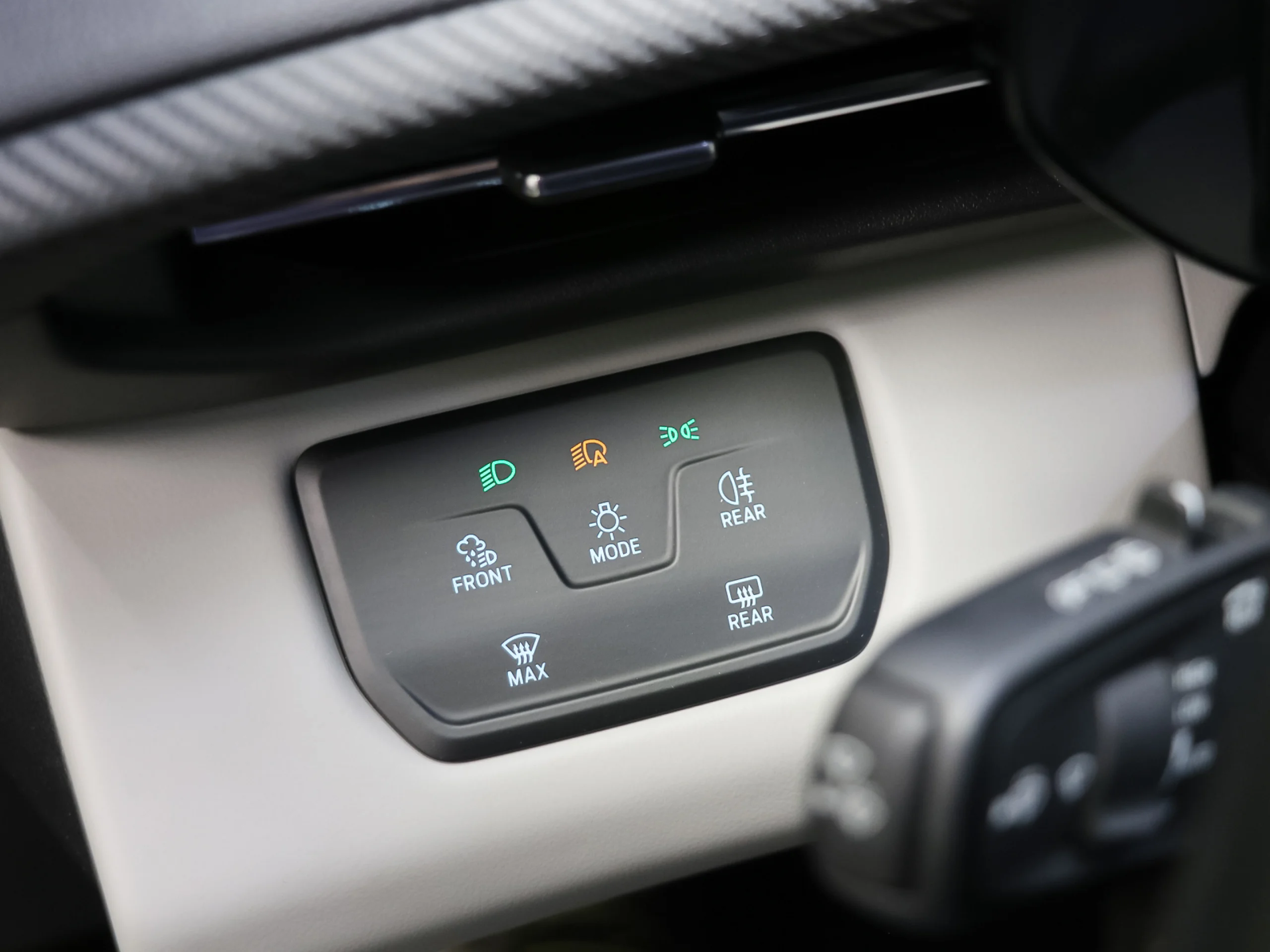 Ford Explorer CX740S Premium R. Ext. AWD 78kWh 250 kW (340 CV) - Foto 43