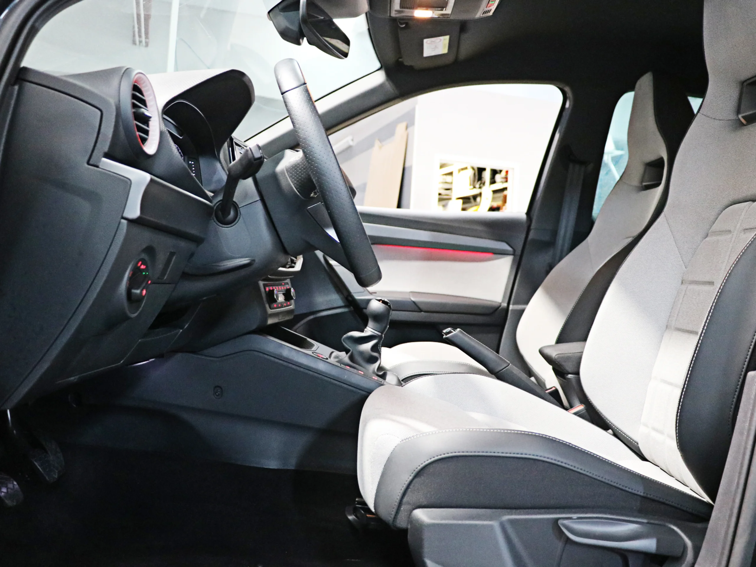SEAT Arona 1.0 TSI S&S FR+ 85 kW (115 CV) - Foto 7