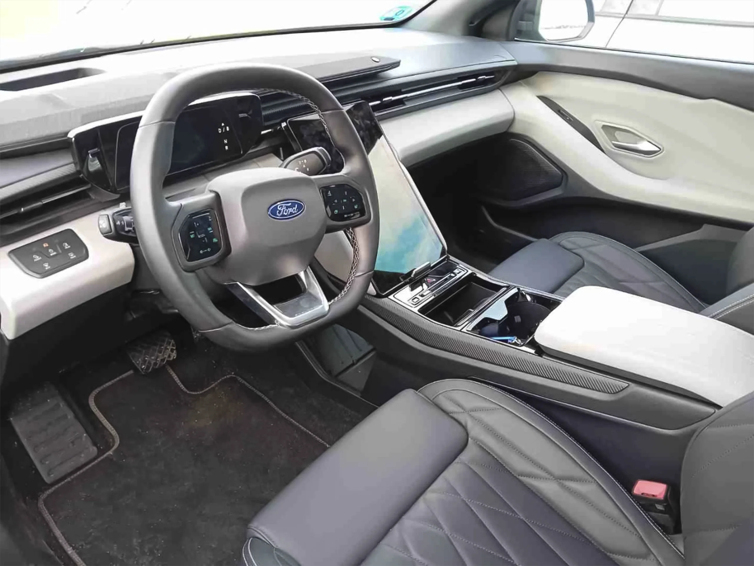 Ford Explorer CX740S Premium R. Ext. AWD 78kWh 250 kW (340 CV) - Foto 3