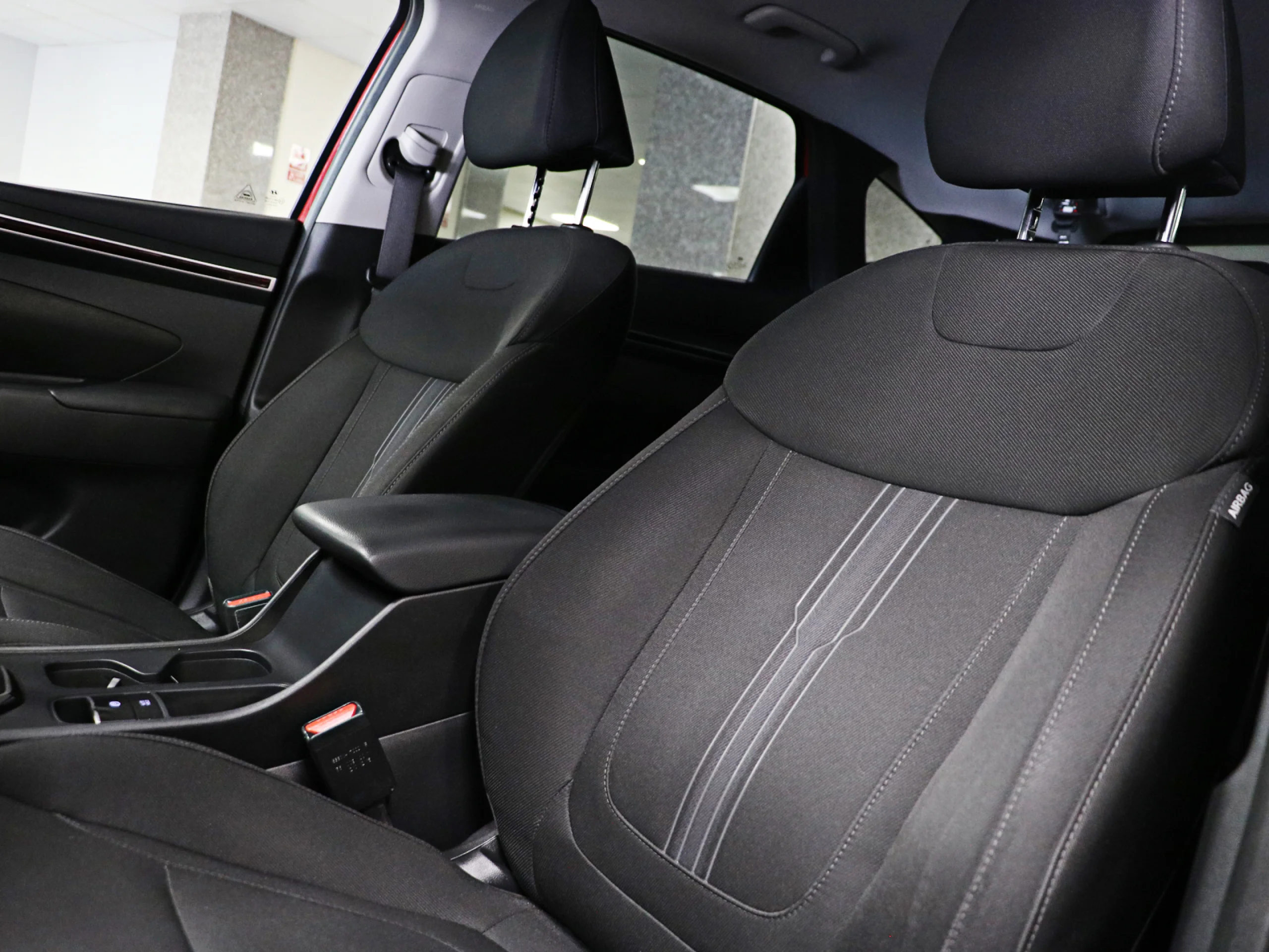 Hyundai Tucson 1.6 CRDI Maxx 85 kW (115 CV) - Foto 8