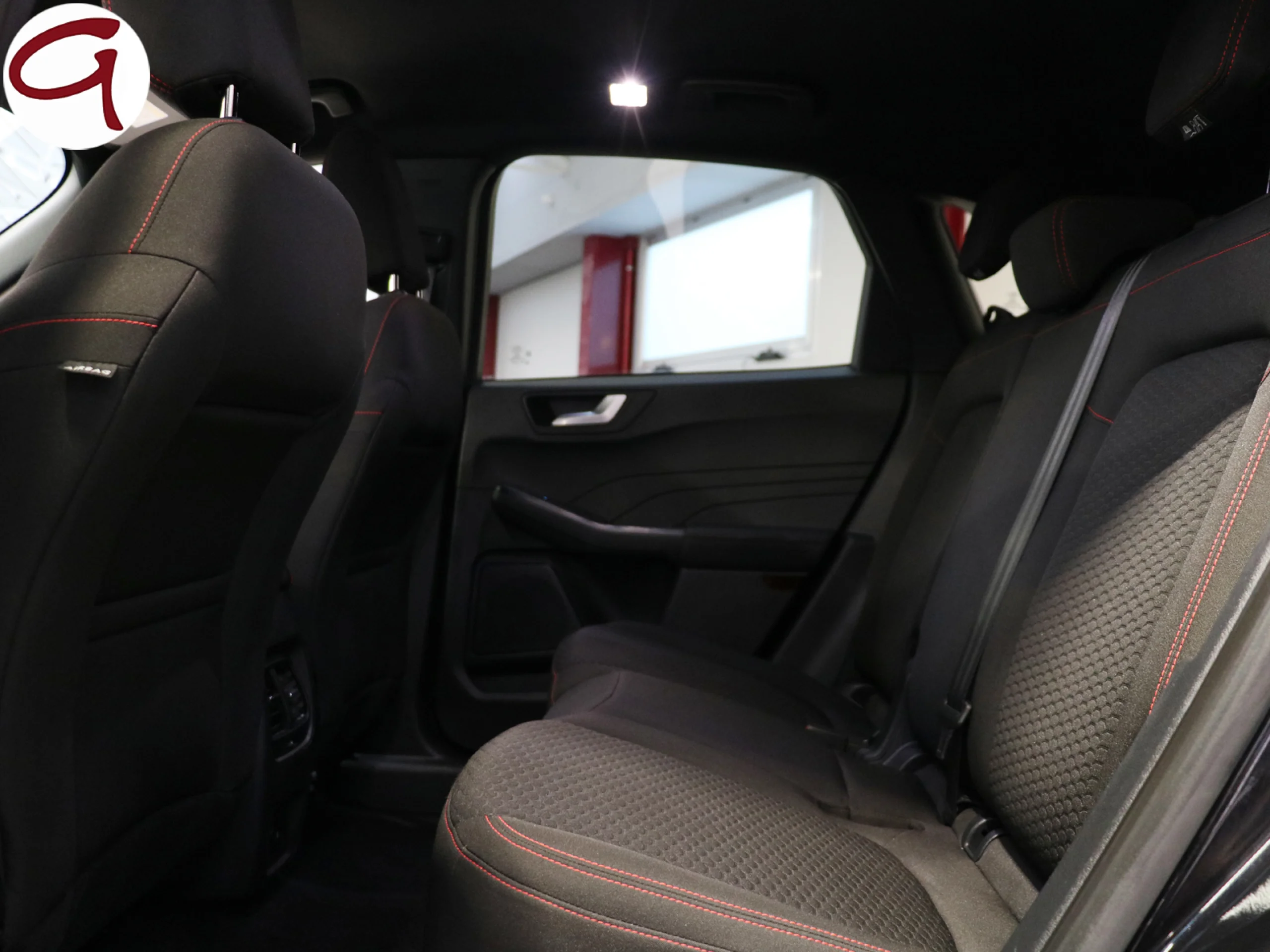 Ford Kuga 2.5 Duratec PHEV ST-Line Auto 178 kW (243 CV) - Foto 5