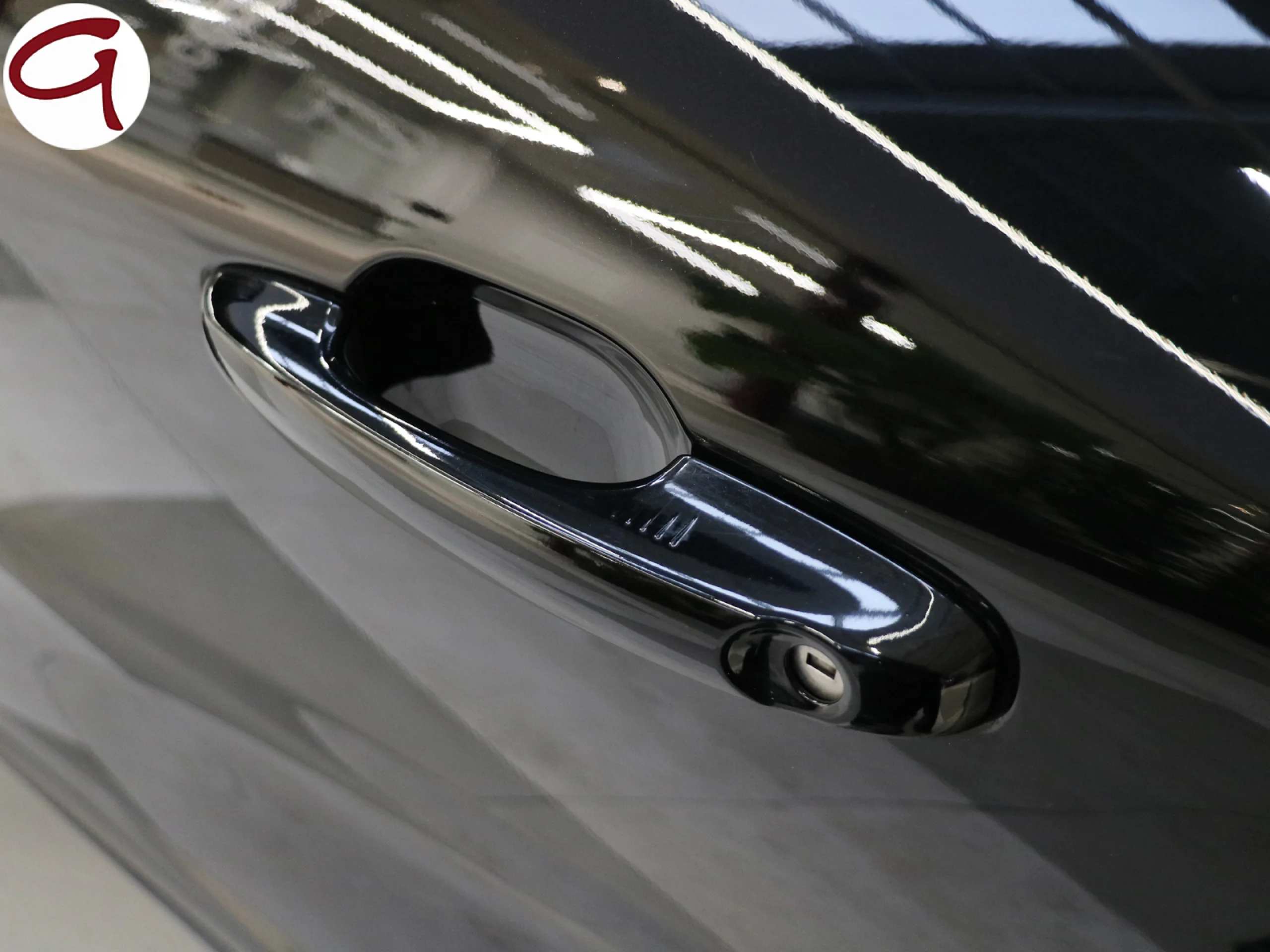 Ford Kuga 2.5 Duratec PHEV ST-Line Auto 178 kW (243 CV) - Foto 11