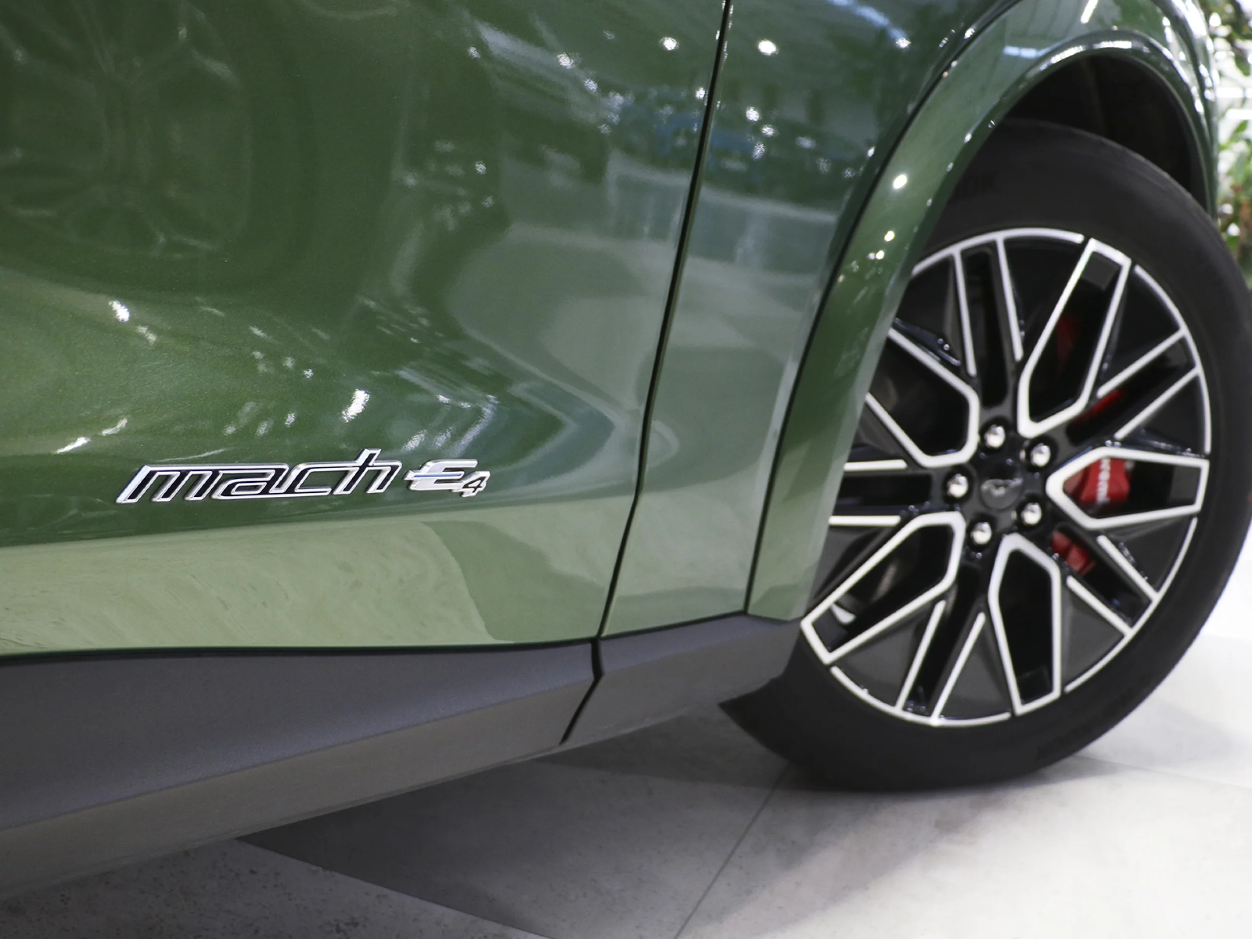 Ford Mustang Mach-E Rango Extendido Premium AWD 272 kW (370 CV) - Foto 42