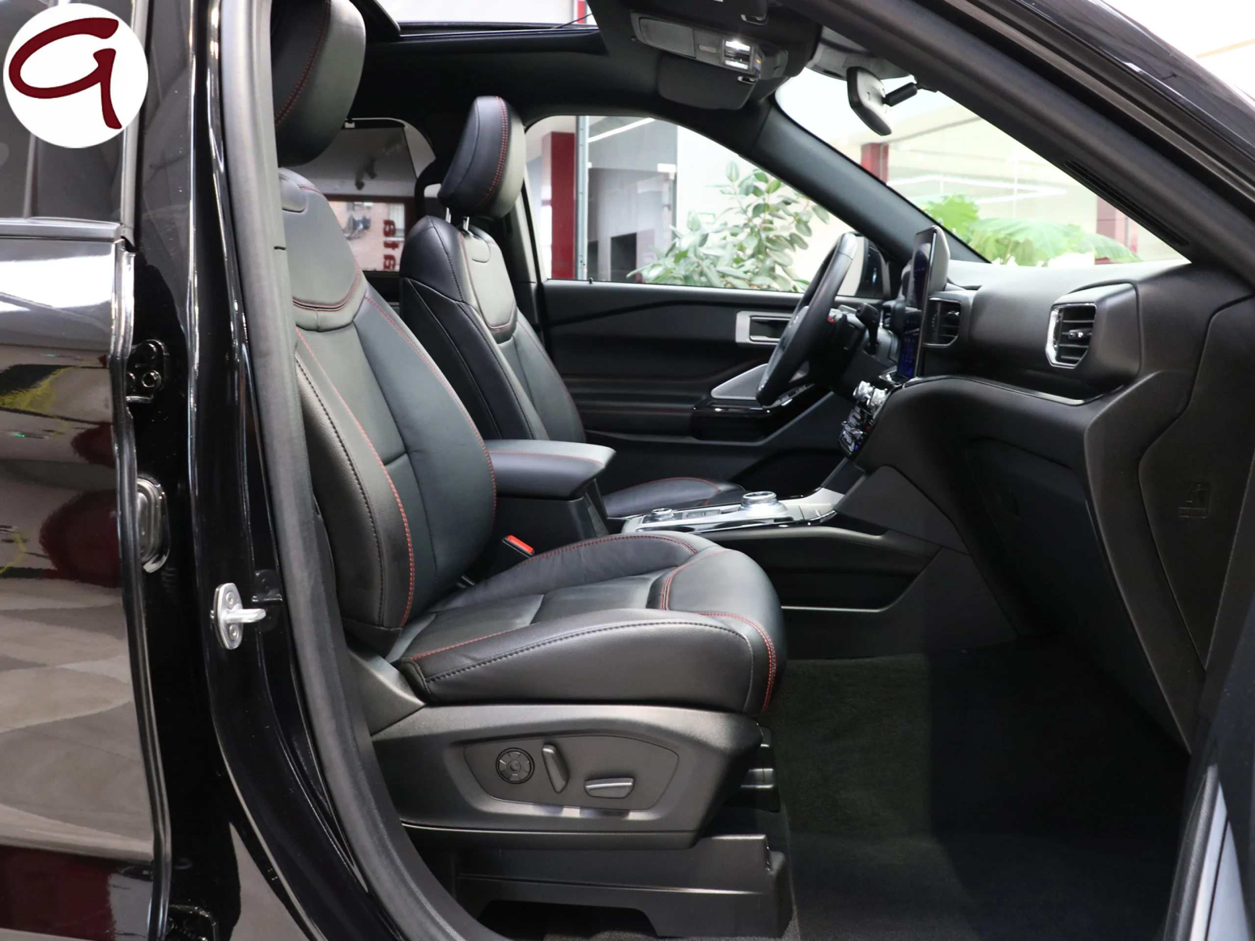 Ford Explorer 3.0 PHEV ST Line AWD 336 kW (457 CV) - Foto 6