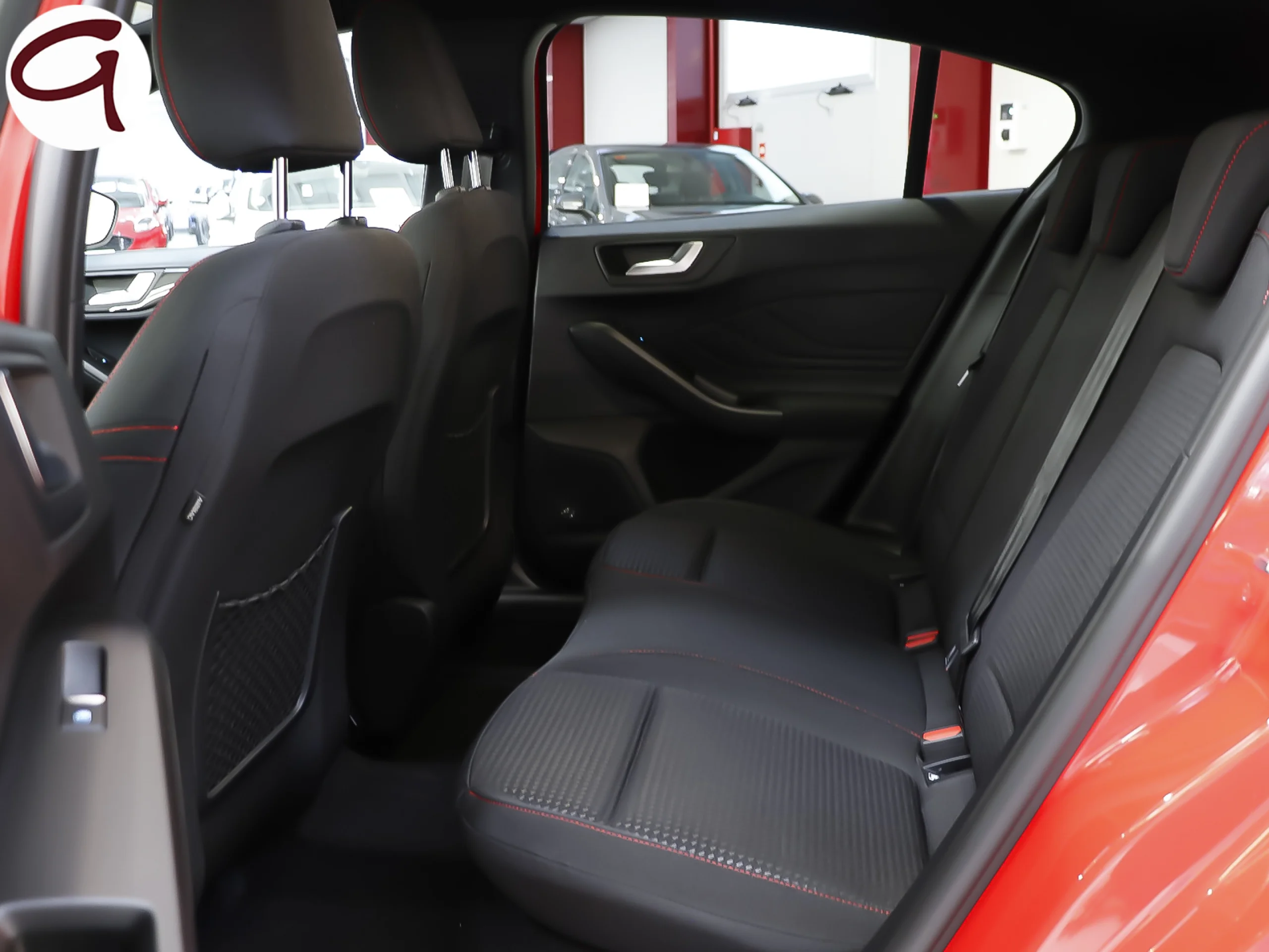 Ford Focus 1.0 Ecoboost MHEV ST-Line Auto 114 kW (155 CV) - Foto 13