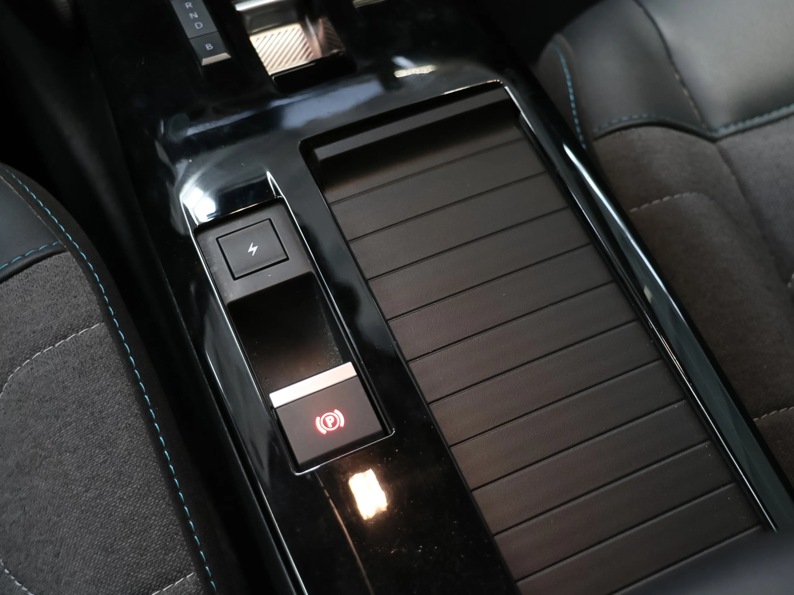 Citroen ë-C4 eléctrico Feel Pack 100 kW (136 CV) - Foto 21