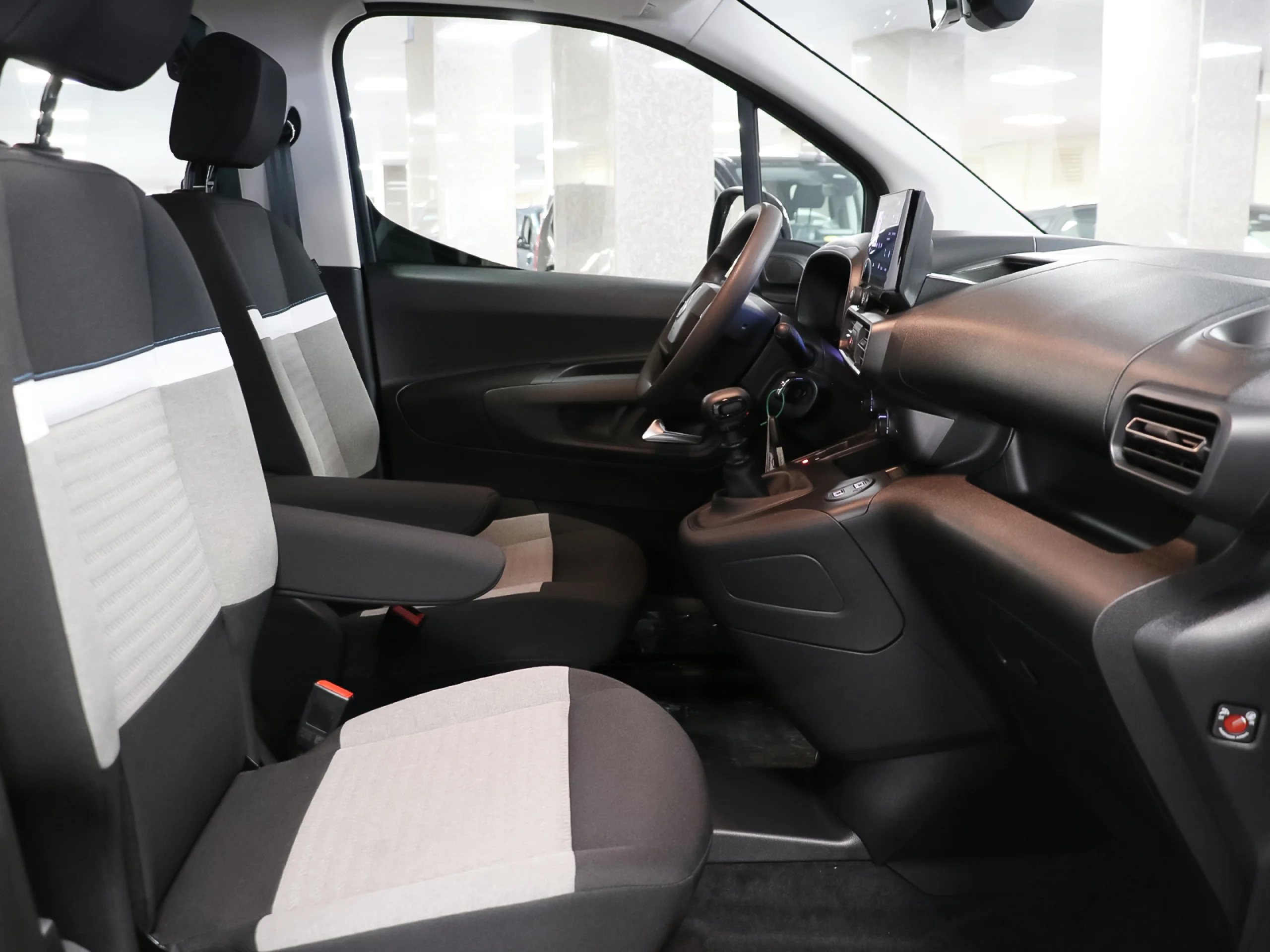 Citroen Berlingo BlueHDi 100 S&S Plus Talla XL 75 kW (102 CV) - Foto 6