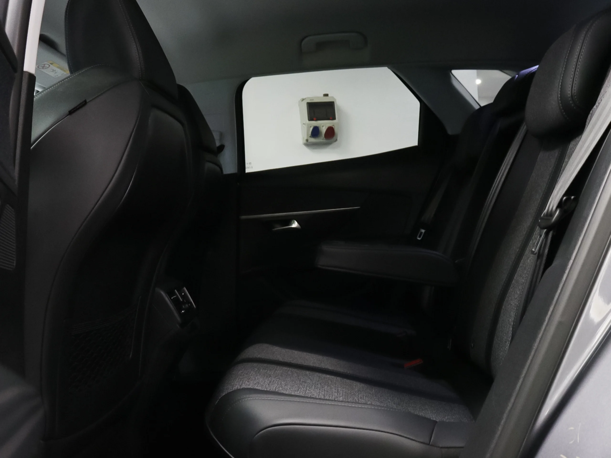 Peugeot 3008 BlueHDI 130 S&S Allure 96 kW (130 CV) - Foto 5