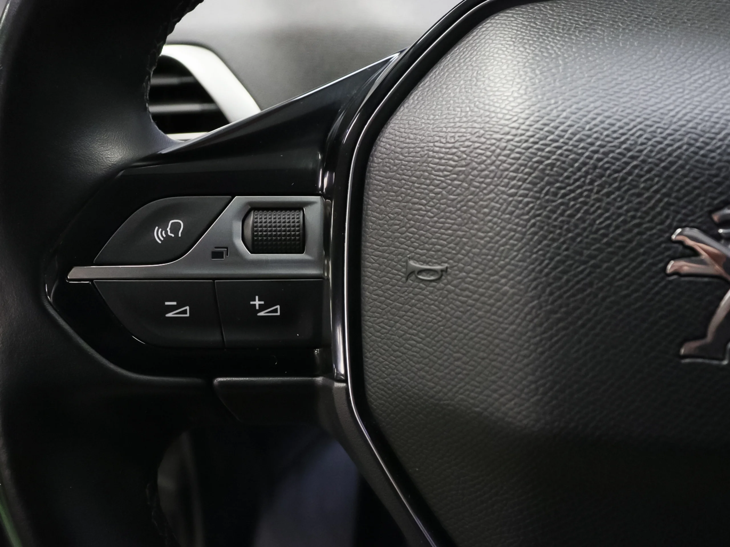 Peugeot 3008 BlueHDI 130 S&S Allure 96 kW (130 CV) - Foto 7