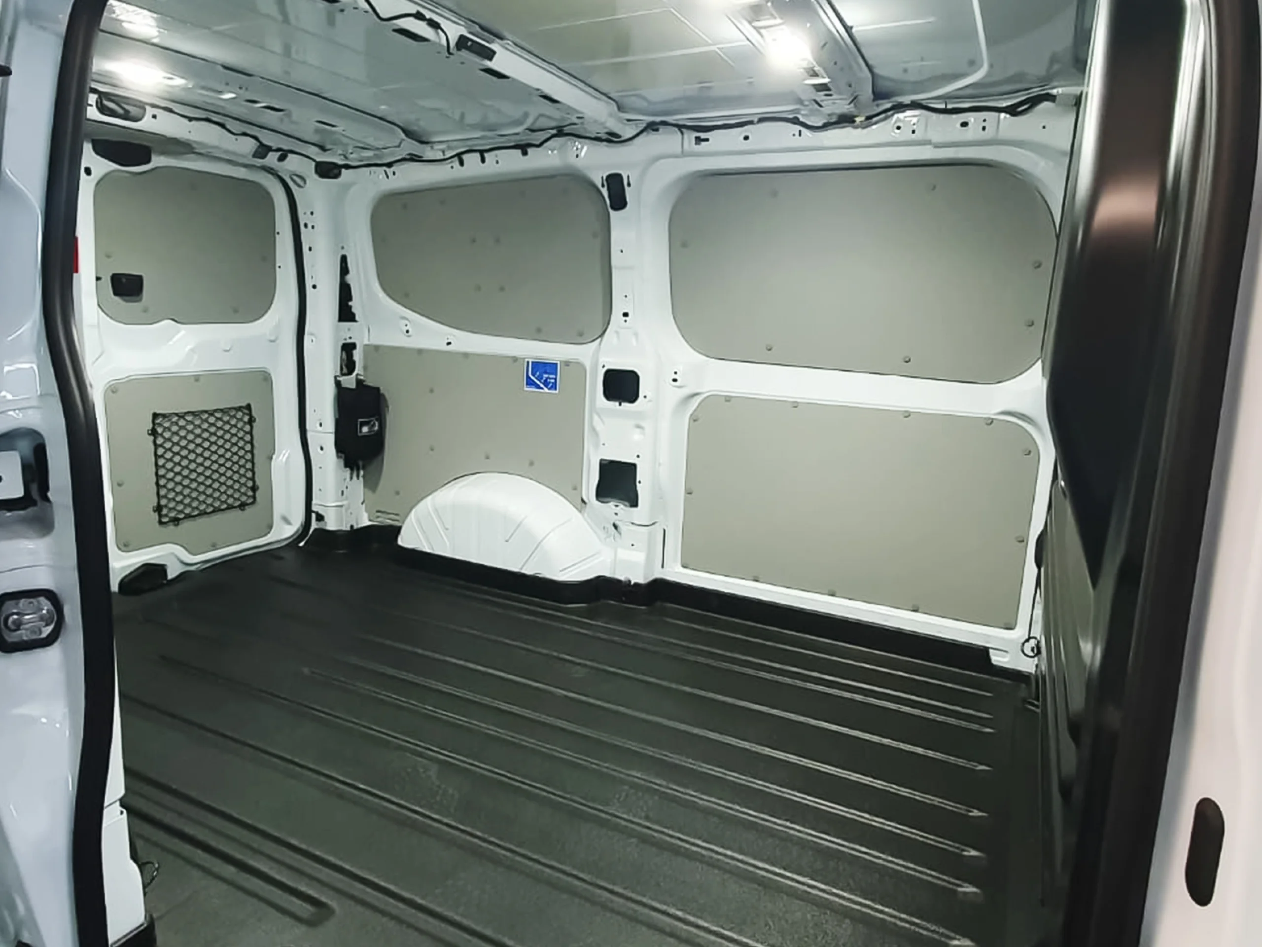 Ford Transit Custom Kombi 2.5 Duratec PHEV  340 L1 Trend Auto 171 kW (232 CV) - Foto 22