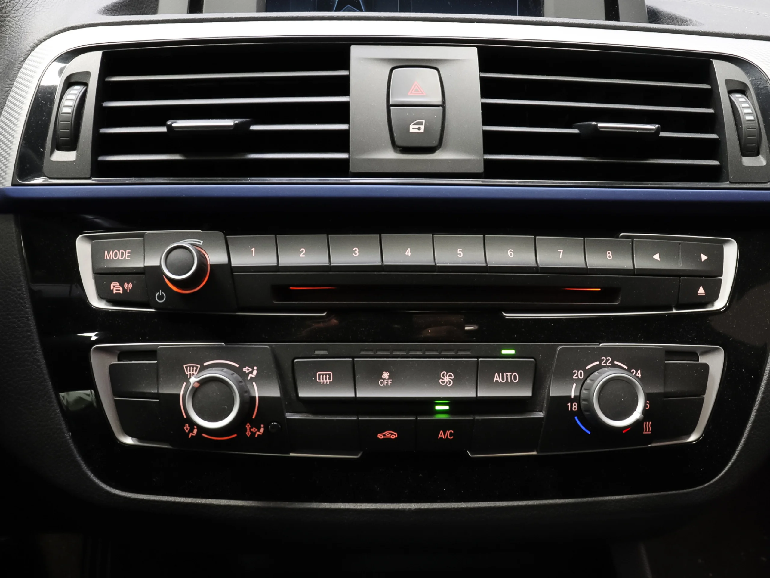 BMW Serie 1 116d 85 kW (116 CV) - Foto 20