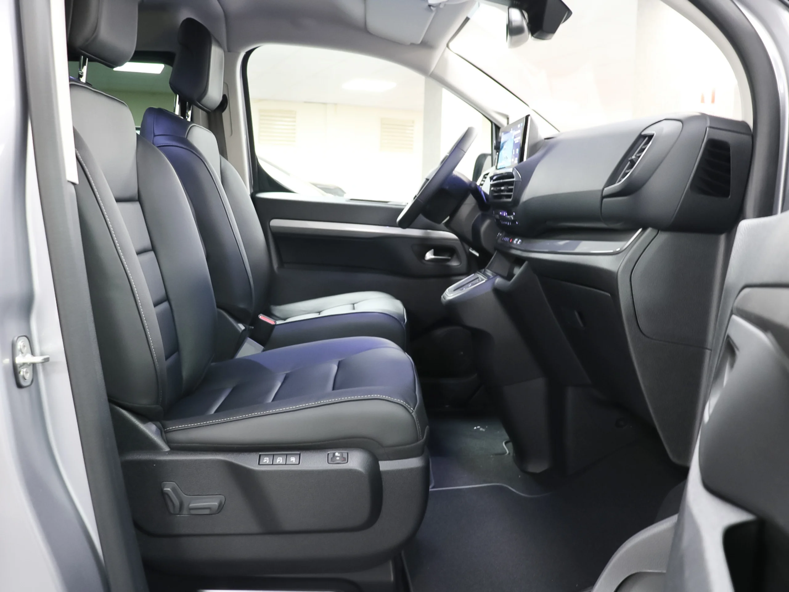 Citroen Spacetourer BlueHDi 180 Max Talla XL EAT8 132 kW (180 CV) - Foto 5