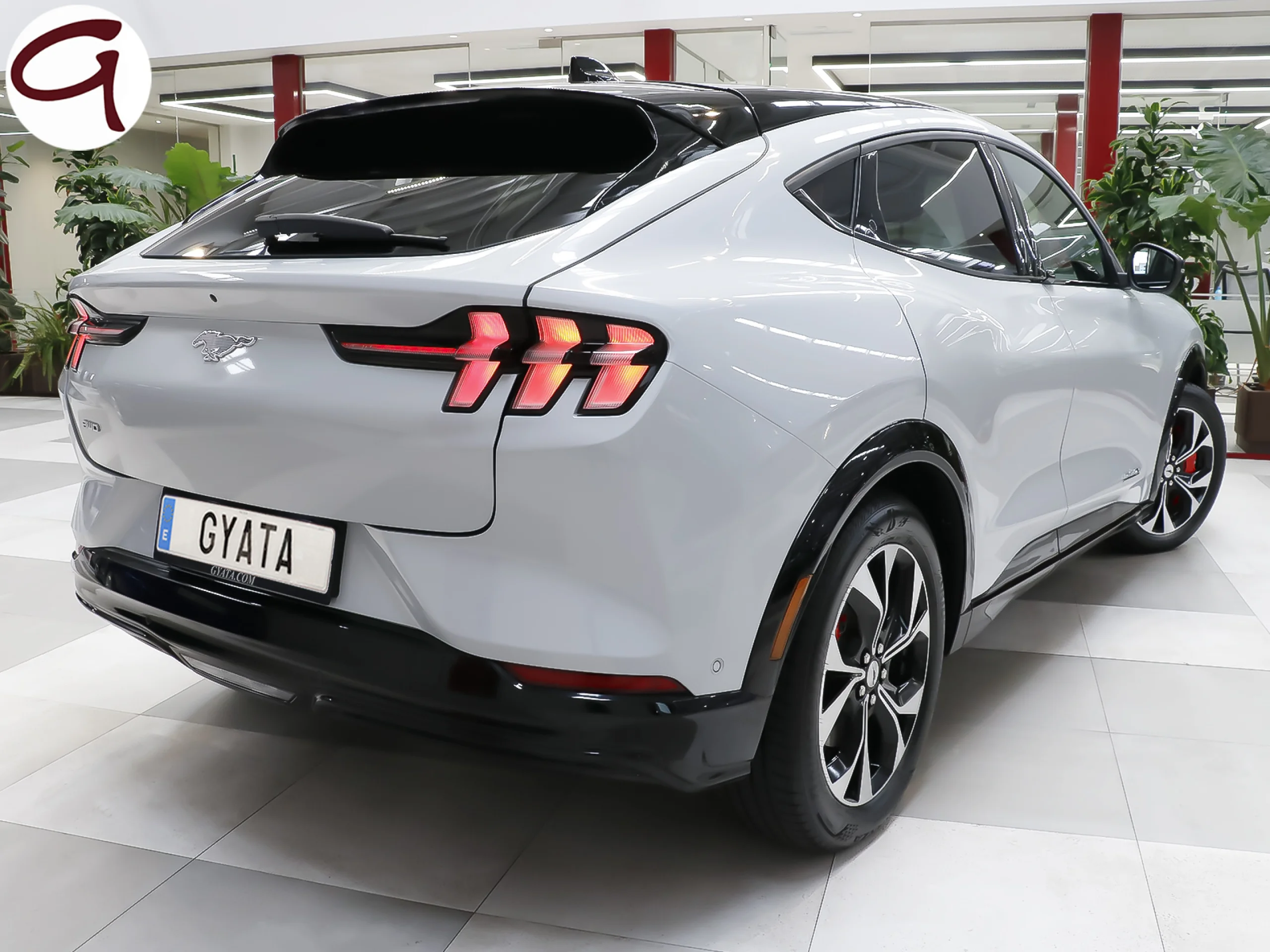 Ford Mustang Mach-E AWD Batería 98.8Kwh 258 kW (351 CV) - Foto 3
