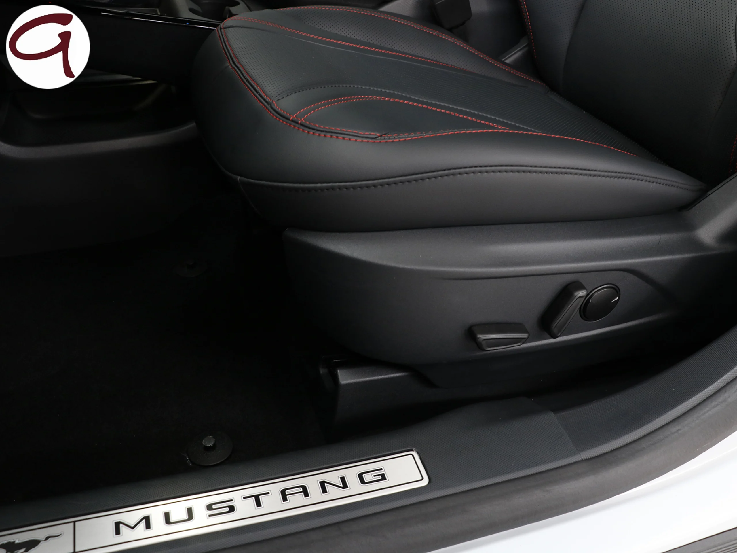 Ford Mustang Mach-E AWD Batería 98.8Kwh 258 kW (351 CV) - Foto 7