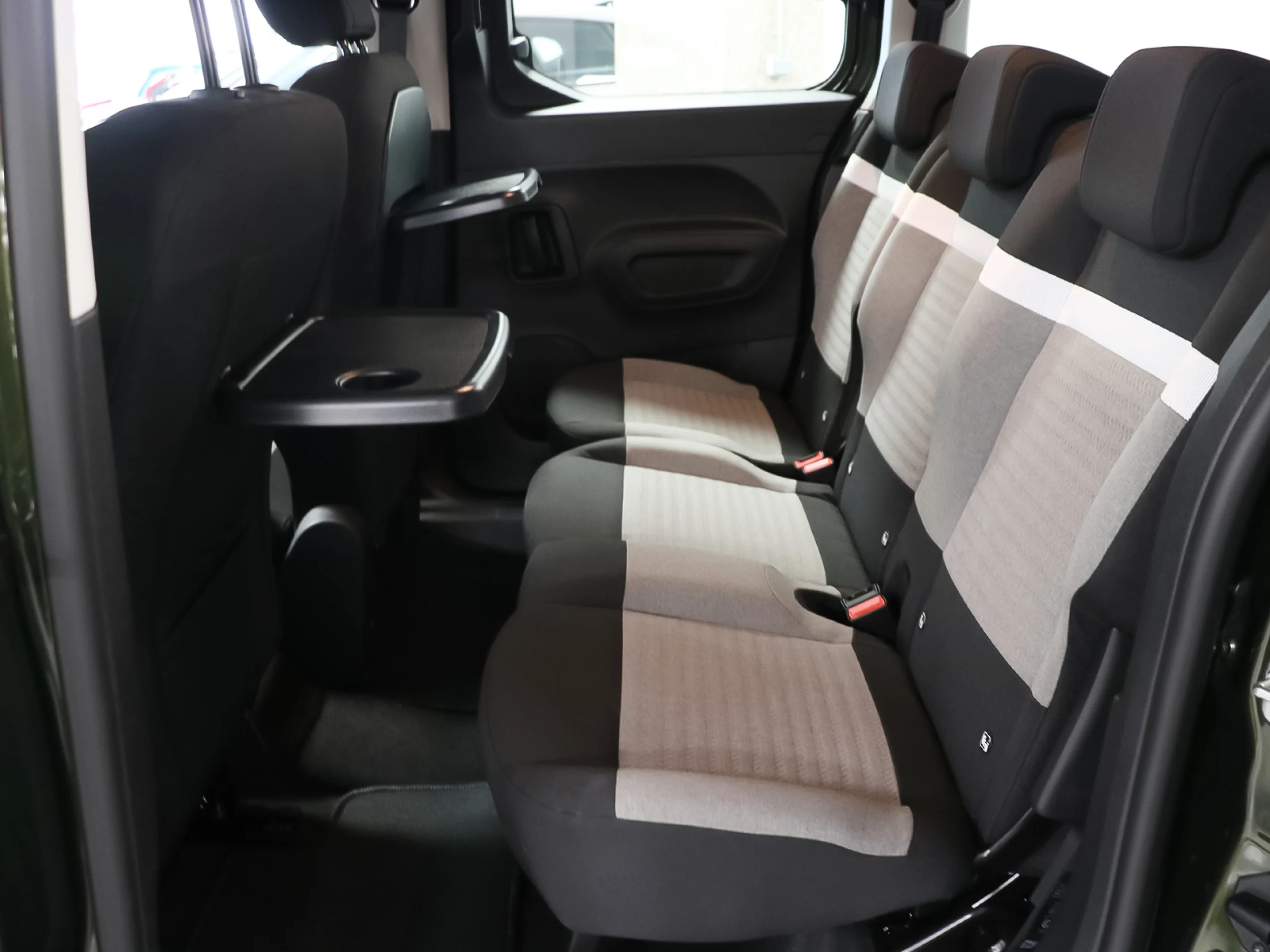 Citroen Berlingo BlueHDi 100 S&S Plus Talla XL 75 kW (102 CV) - Foto 12