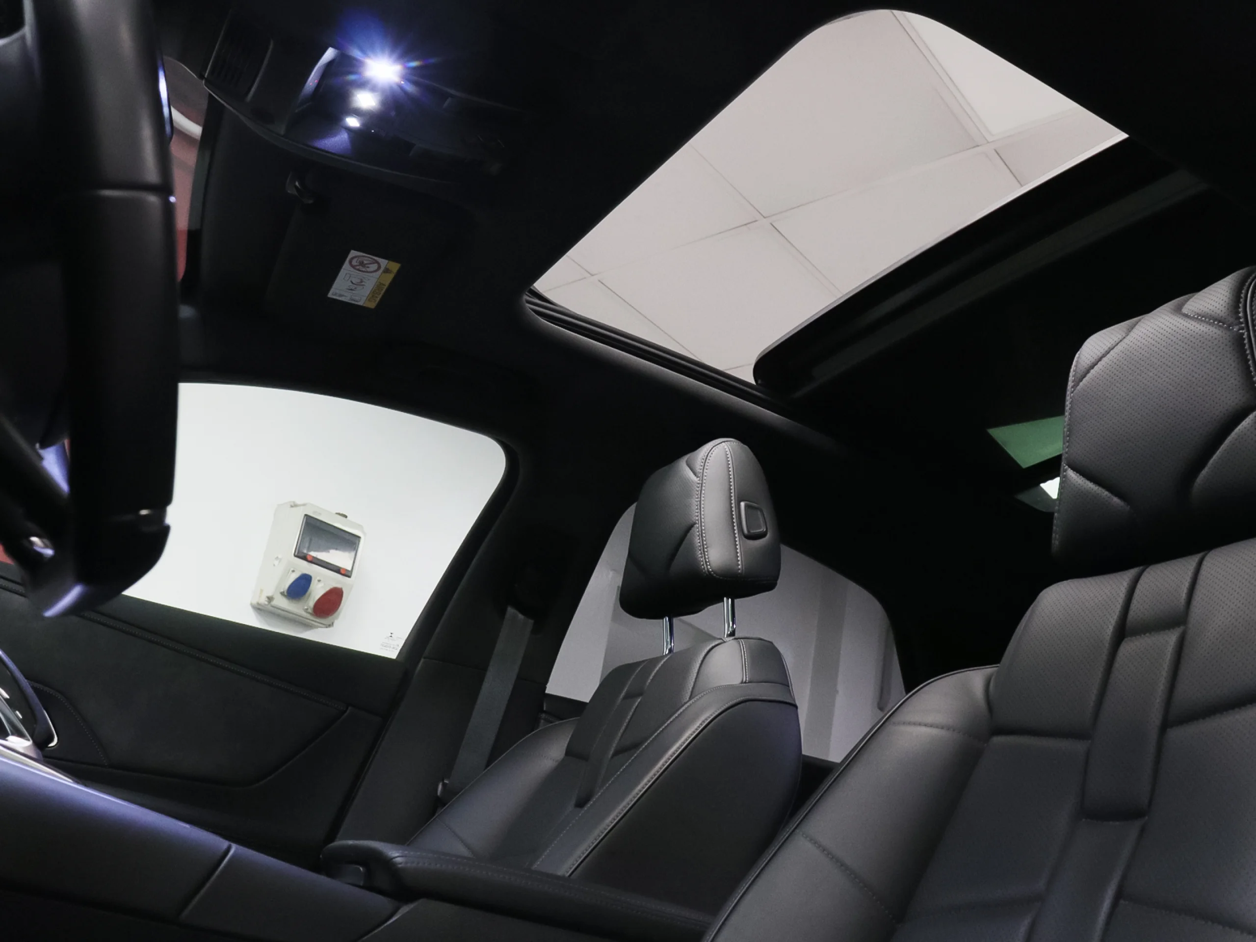 DS DS7 Crossback E-Tense 300 Louvre 4WD Auto 221 kW (300 CV) - Foto 9