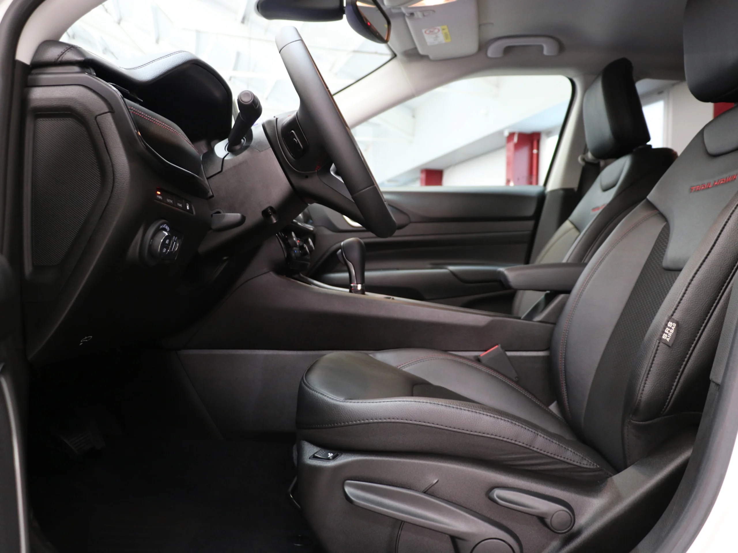 Jeep Compass 1.3 PHEV Trailhawk AWD AT 177 kW (240 CV) - Foto 8