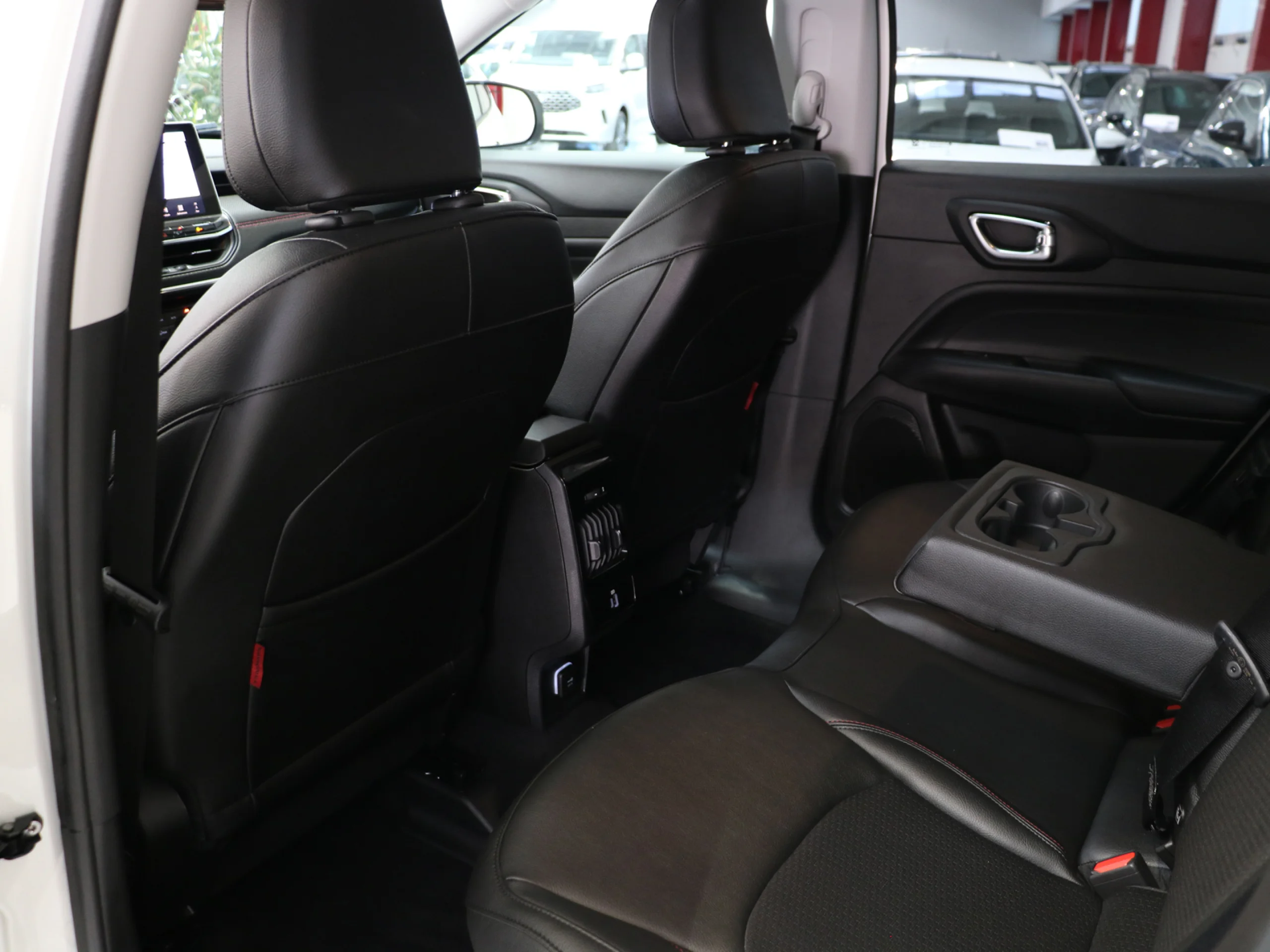 Jeep Compass 1.3 PHEV Trailhawk AWD AT 177 kW (240 CV) - Foto 11