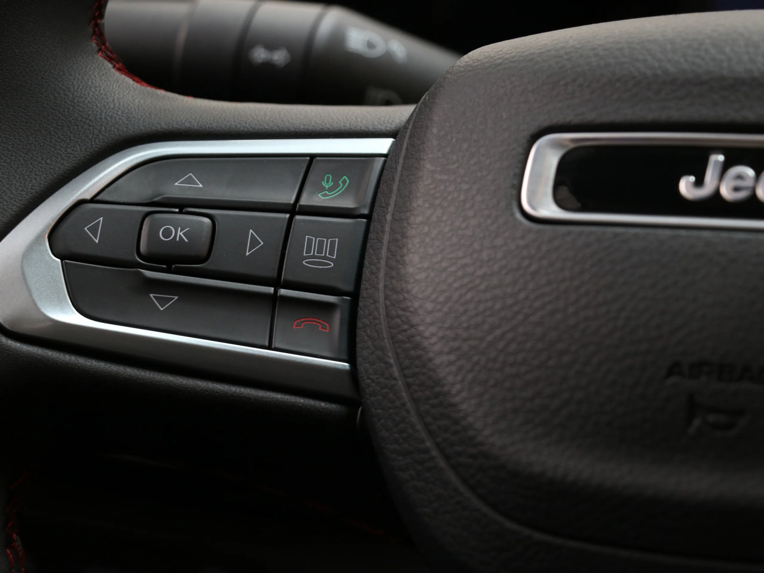 Jeep Compass 1.3 PHEV Trailhawk AWD AT 177 kW (240 CV) - Foto 33
