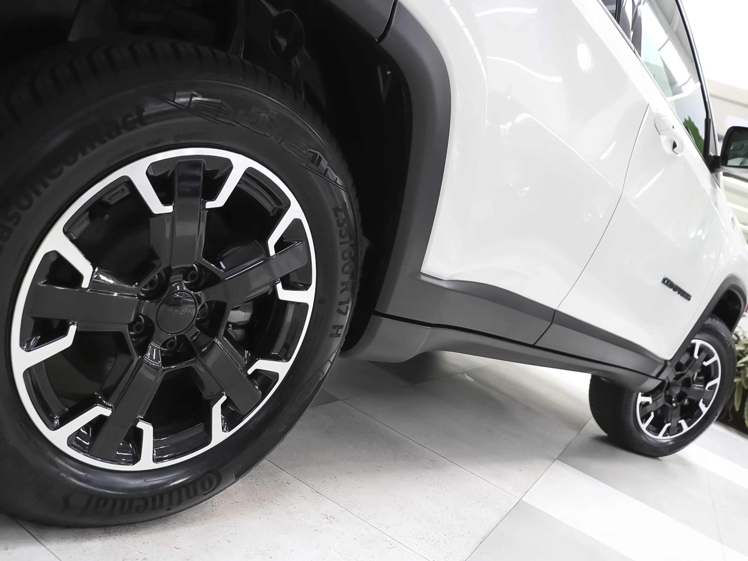 Jeep Compass 1.3 PHEV Trailhawk AWD AT 177 kW (240 CV) - Foto 45