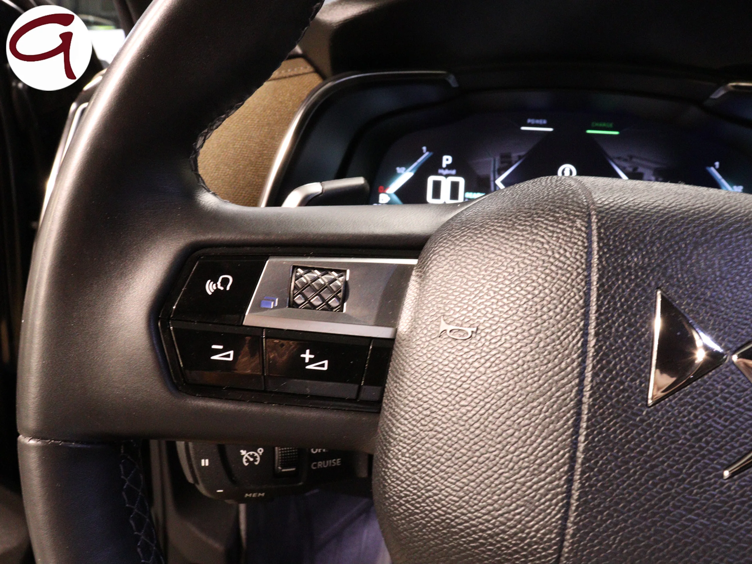 DS DS7 Crossback PureTech 180 So Chic Auto 132 kW (180 CV) - Foto 7