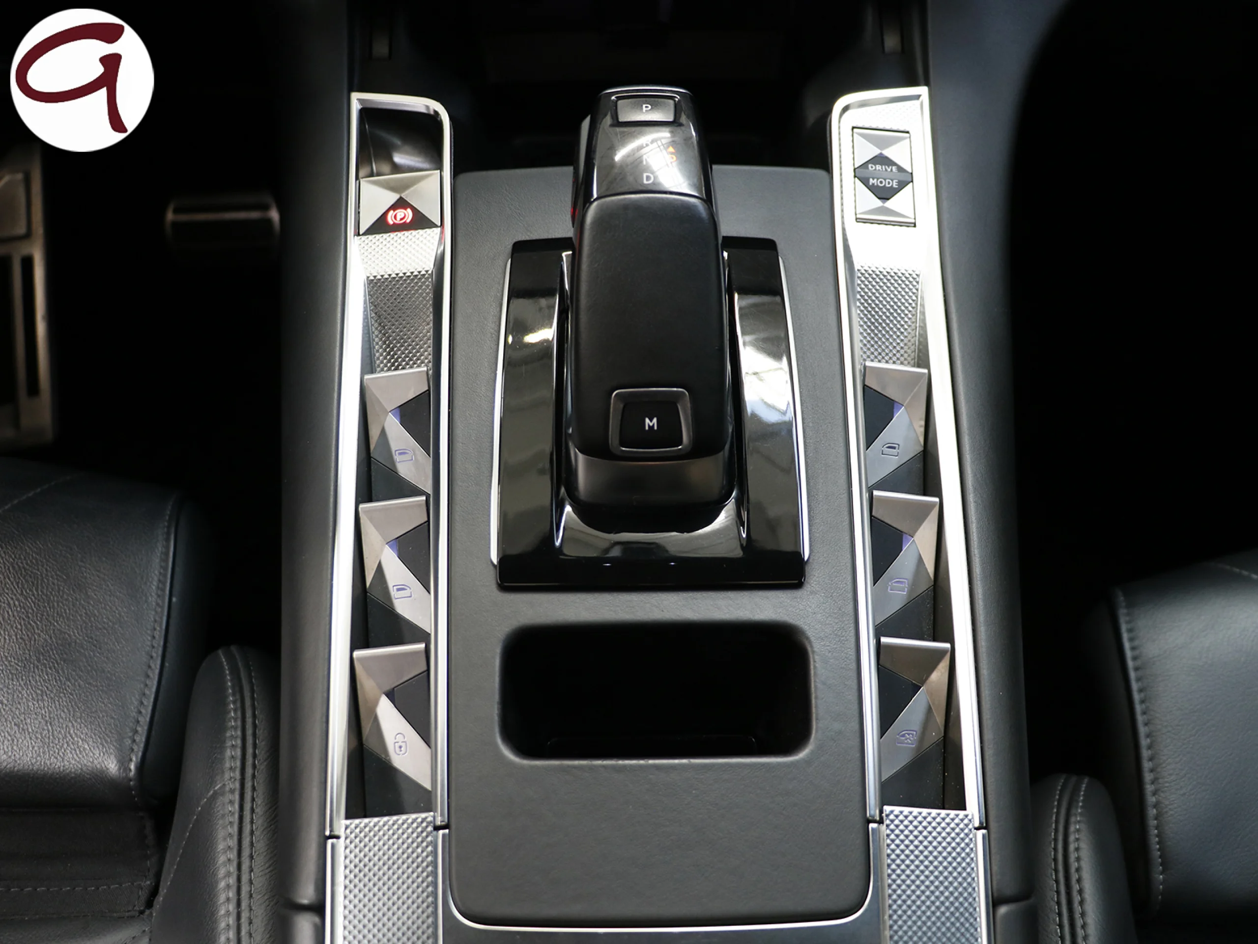 DS DS7 Crossback PureTech 180 So Chic Auto 132 kW (180 CV) - Foto 12