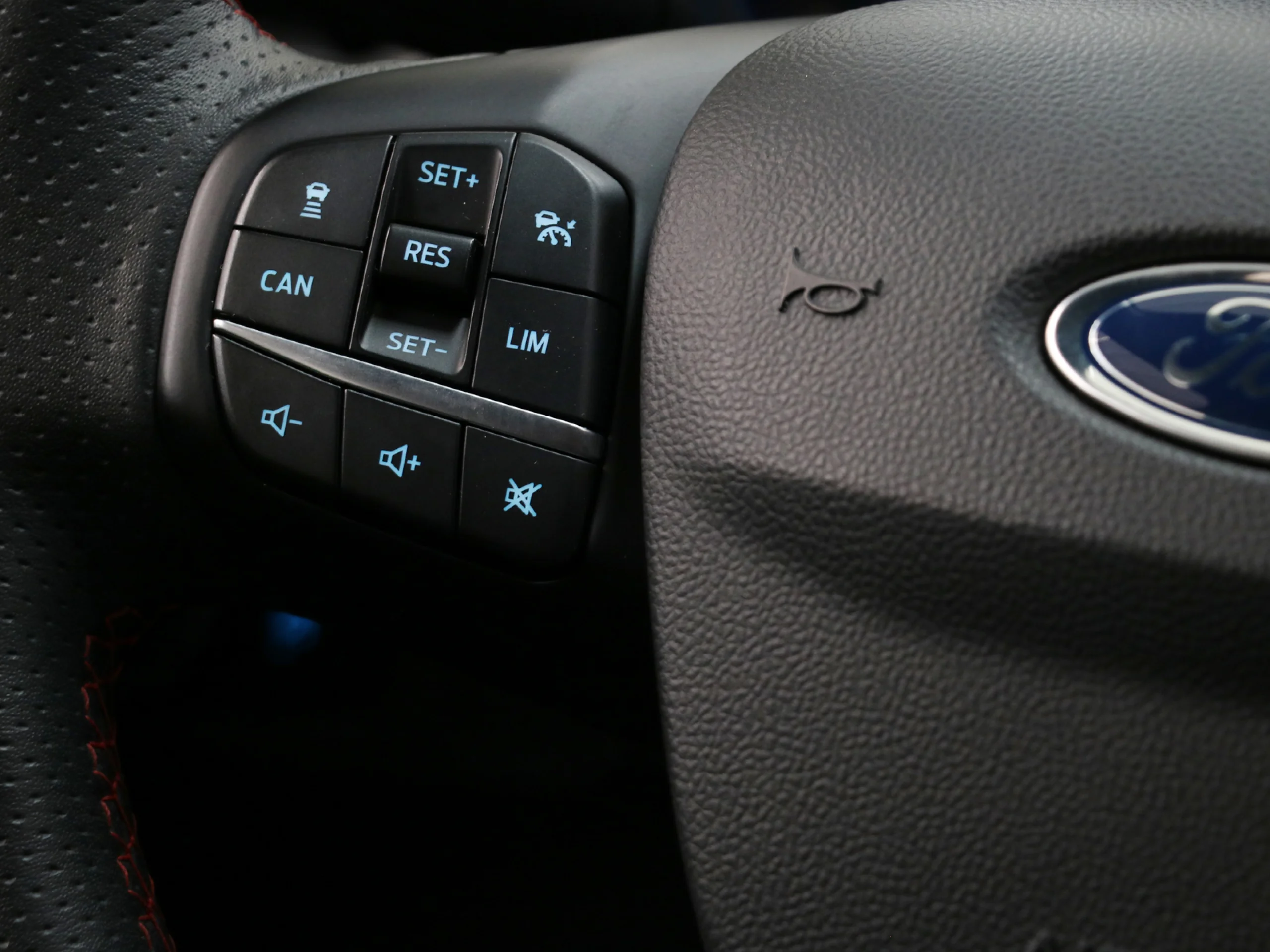 Ford Focus 2.3 EcoBoost ST 206 kW (280 CV) - Foto 34