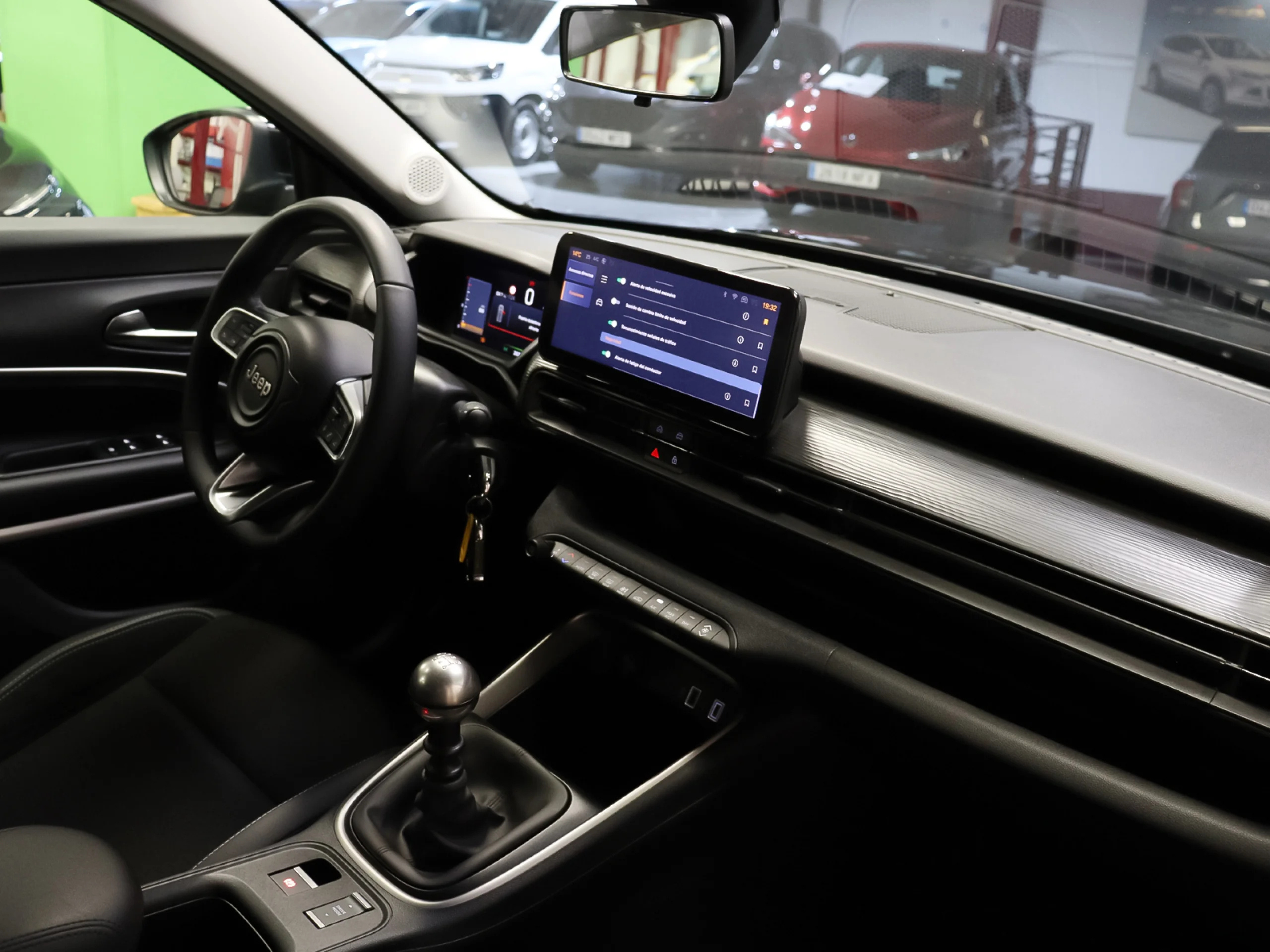 Jeep Avenger 1.2 G Altitude 74 kW (100 CV) - Foto 6