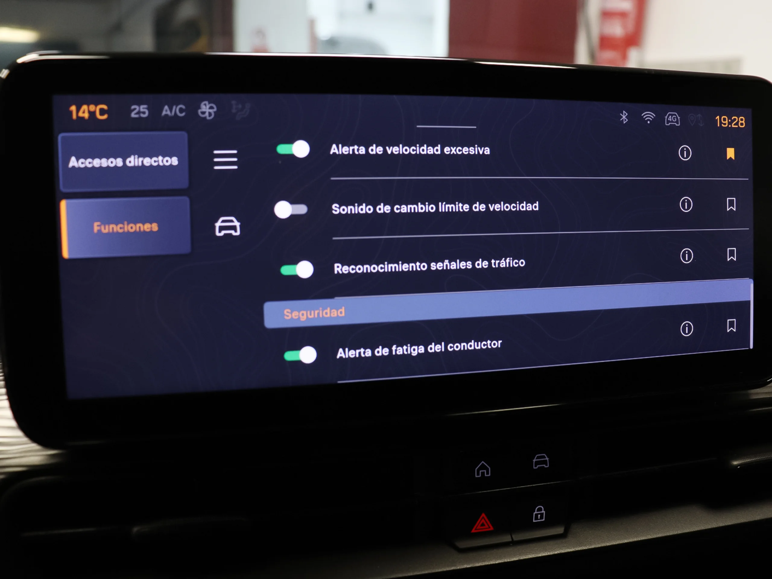 Jeep Avenger 1.2 G Altitude 74 kW (100 CV) - Foto 27