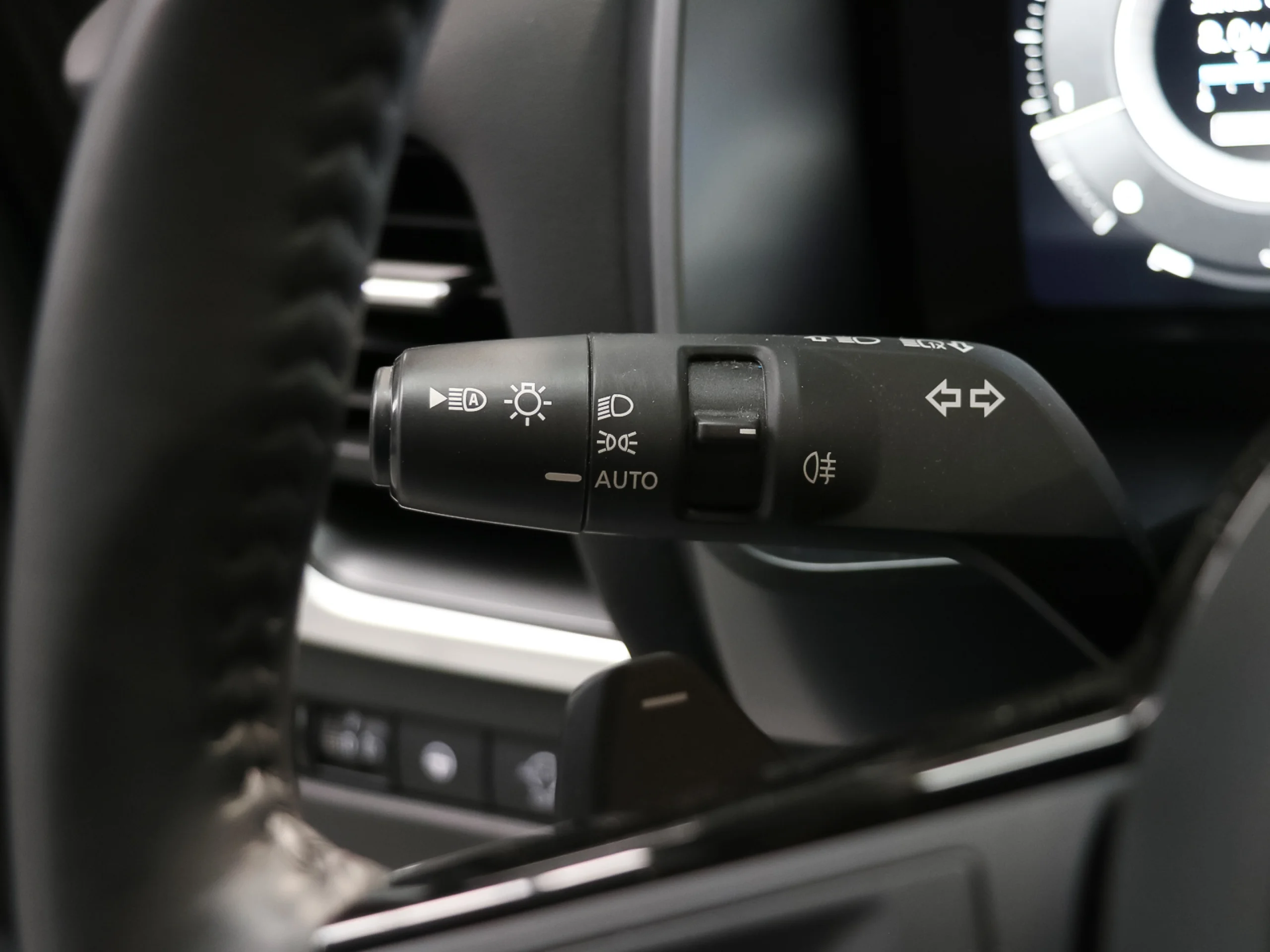 Nissan Qashqai DIG-T 160 N-Connecta 4x2 CVT 116 kW (158 CV) - Foto 28