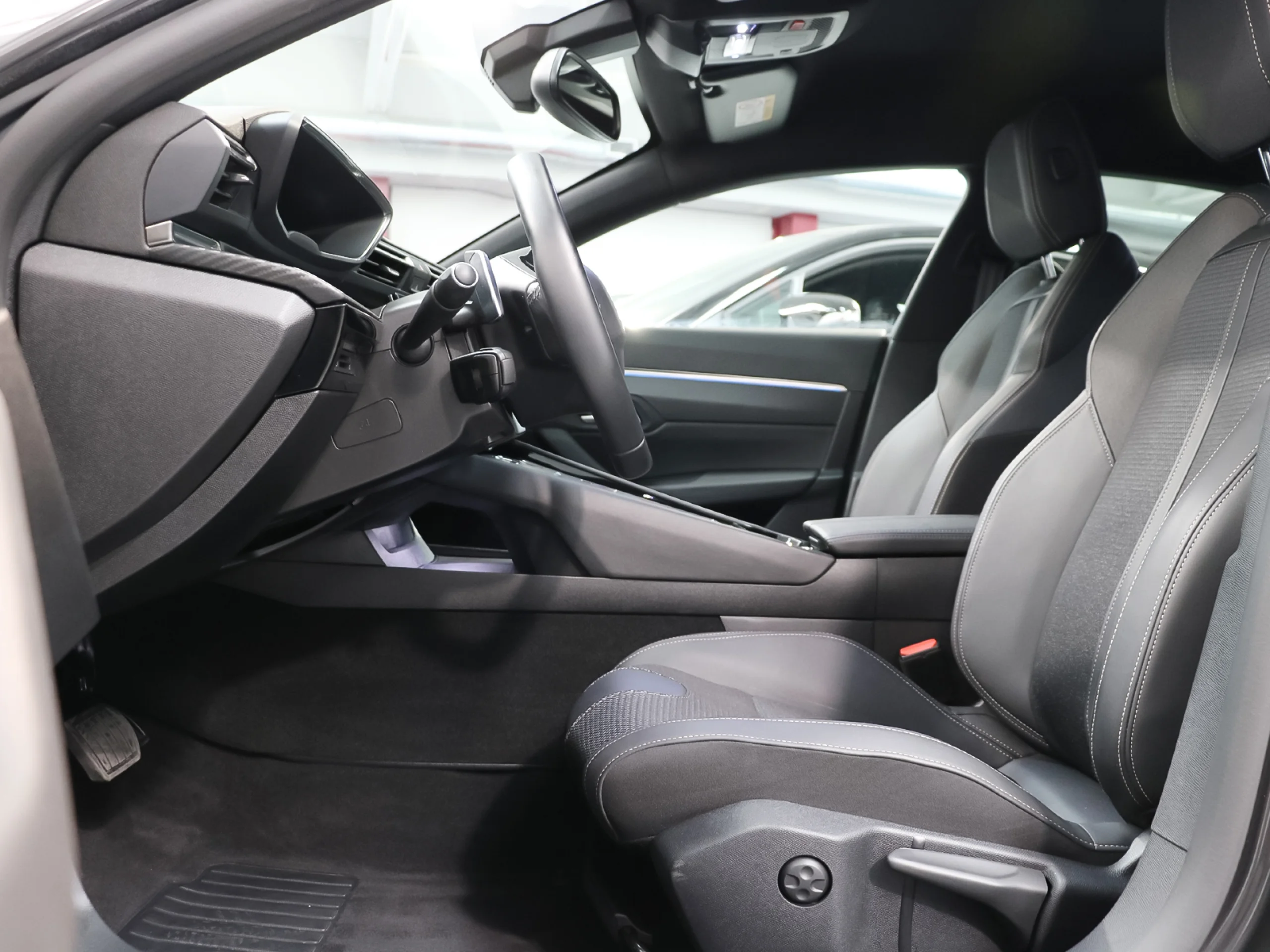 Peugeot 508 Hybrid 225 Allure e-EAT8 165 kW (225 CV) - Foto 7