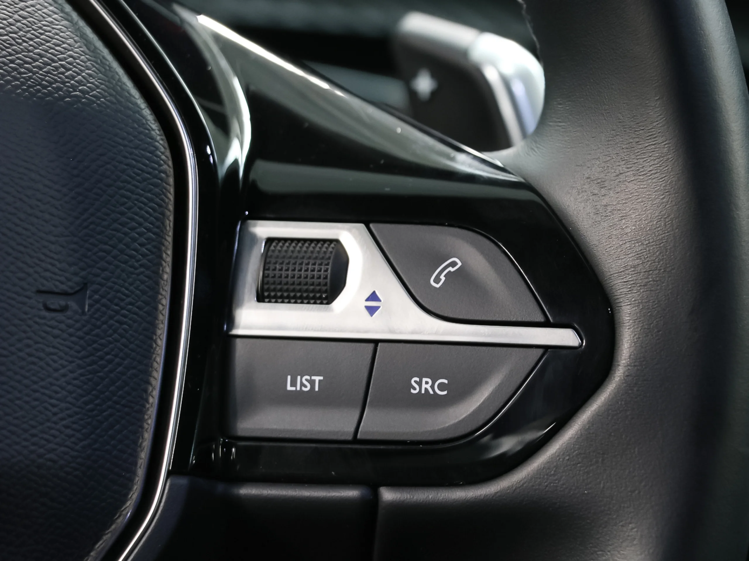 Peugeot 508 Hybrid 225 Allure e-EAT8 165 kW (225 CV) - Foto 32