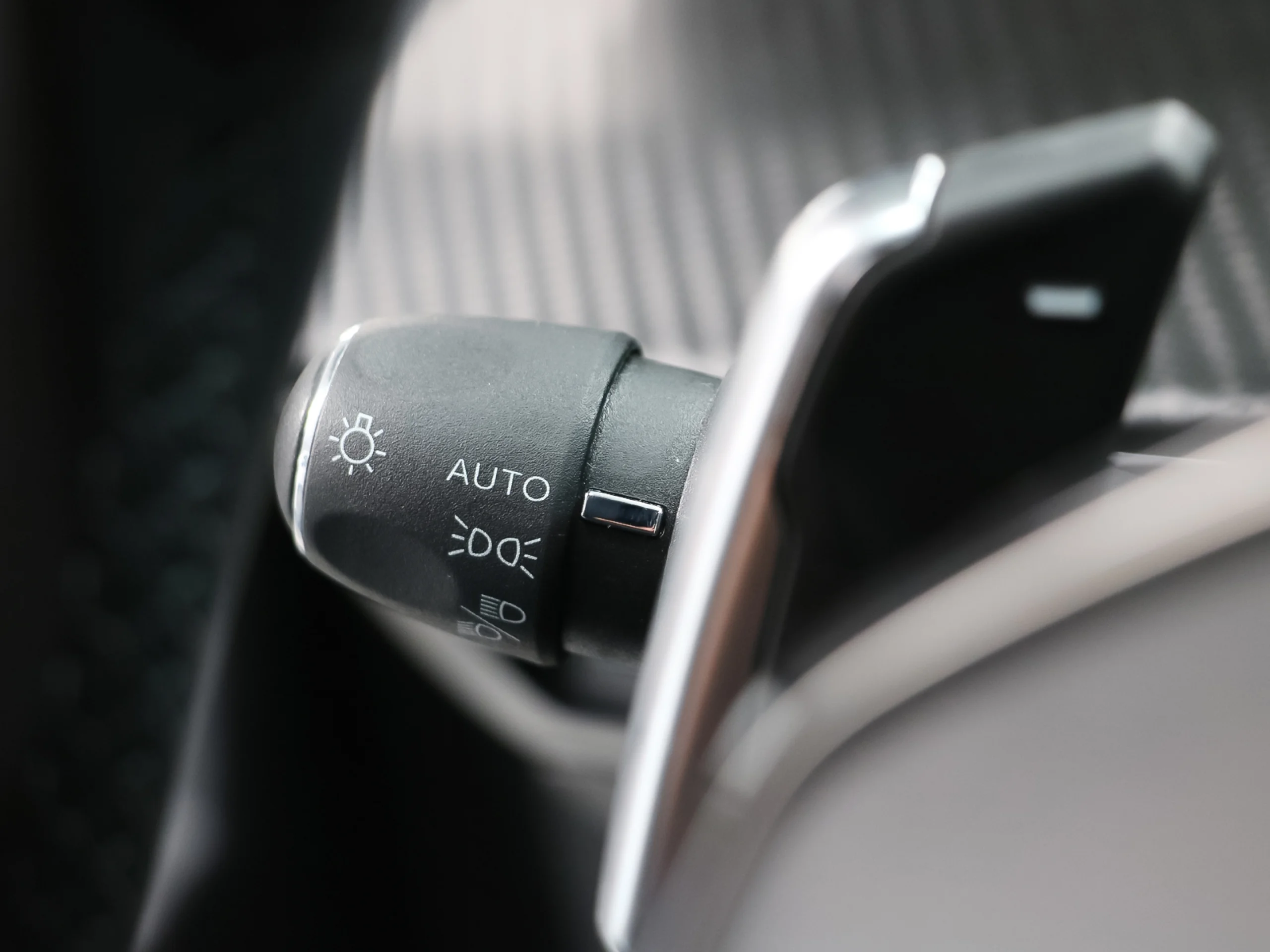 Peugeot 508 Hybrid 225 Allure e-EAT8 165 kW (225 CV) - Foto 33