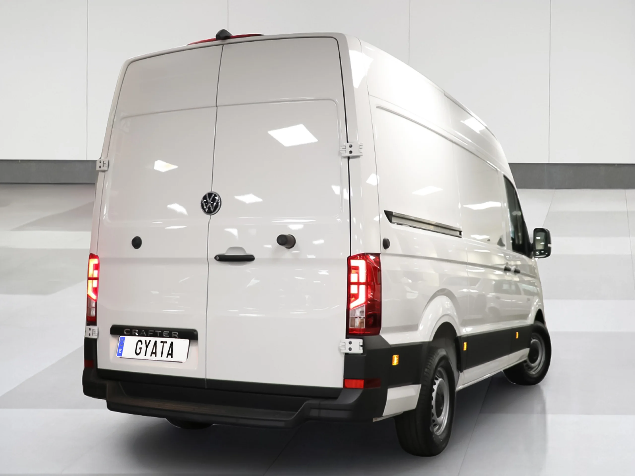 Volkswagen Crafter Furgon Batalla Media TN 2.0 TDI 103 kW (140 CV) 3.500 - Foto 2