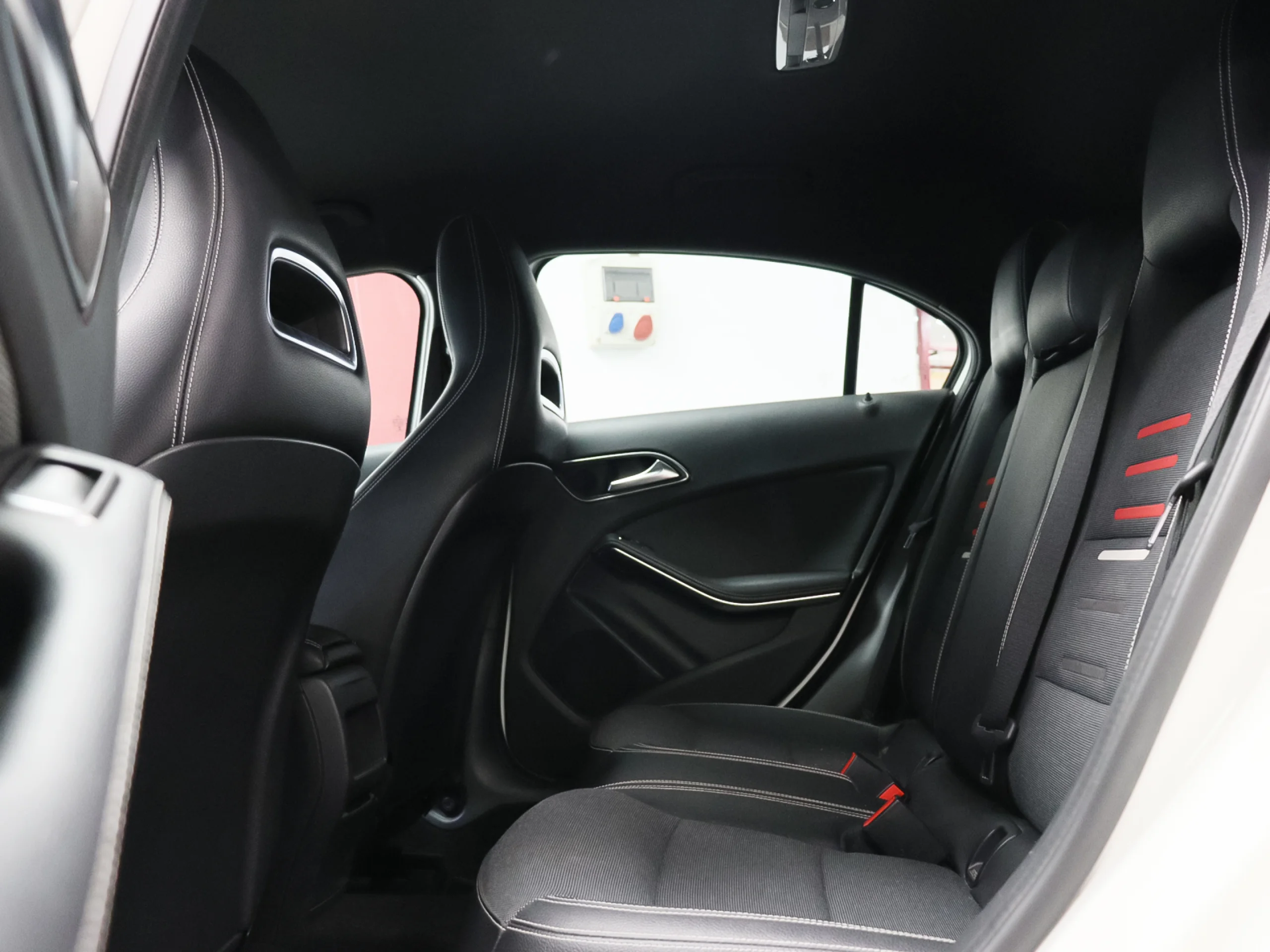 Mercedes-Benz Clase A 200 d 100 kW (136 CV) - Foto 5