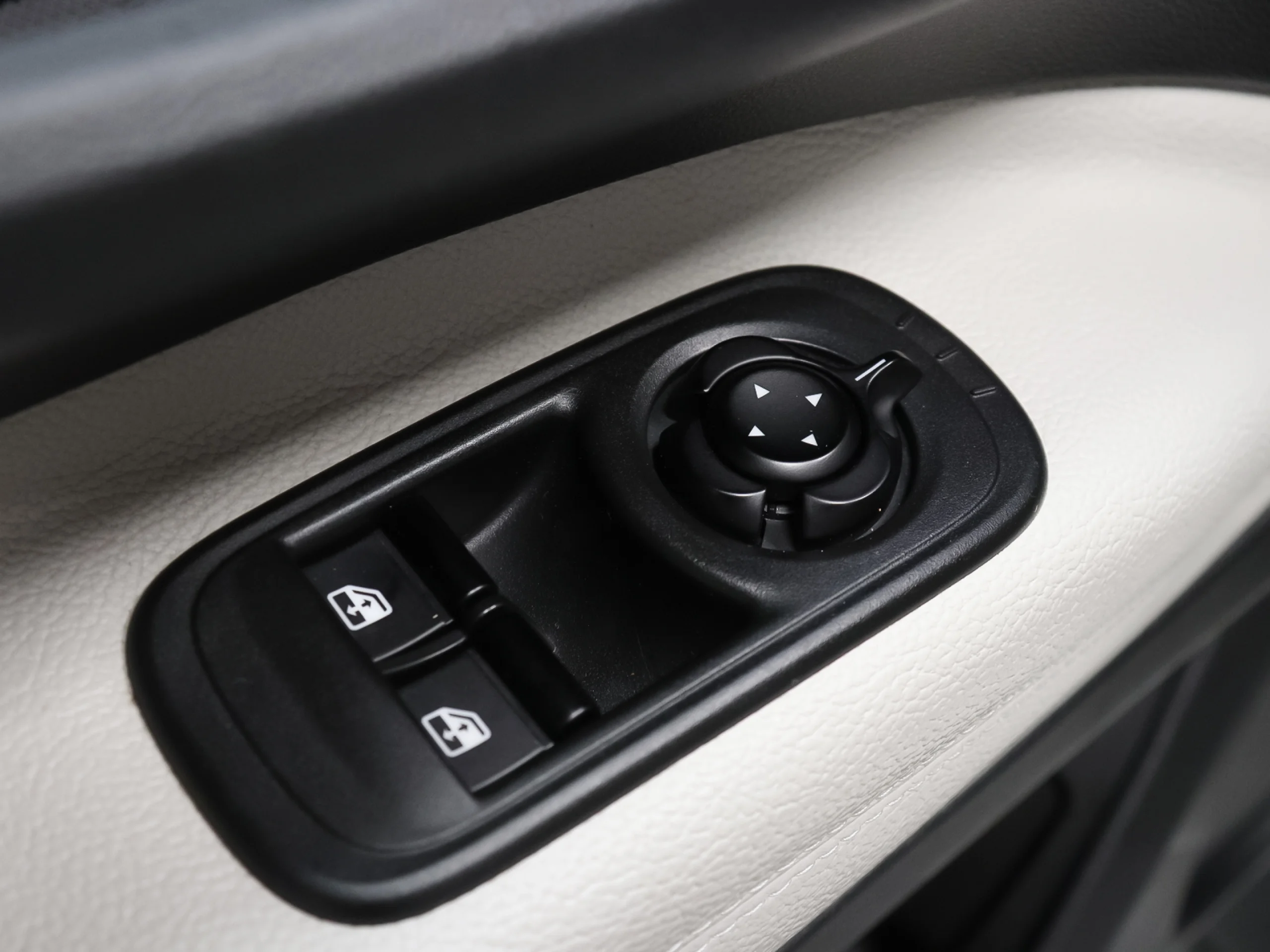 Fiat 500 Electrico laPrima Hb 320km 85 kW (118 CV) - Foto 12