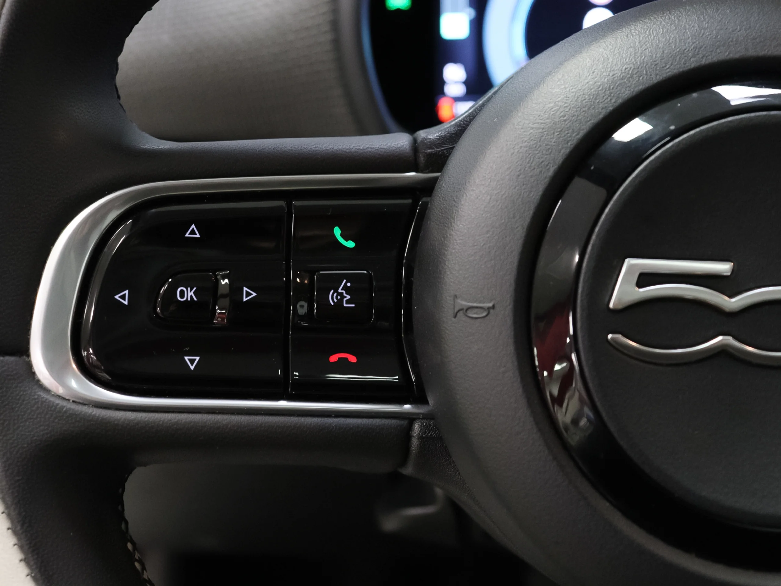 Fiat 500 Electrico laPrima Hb 320km 85 kW (118 CV) - Foto 15