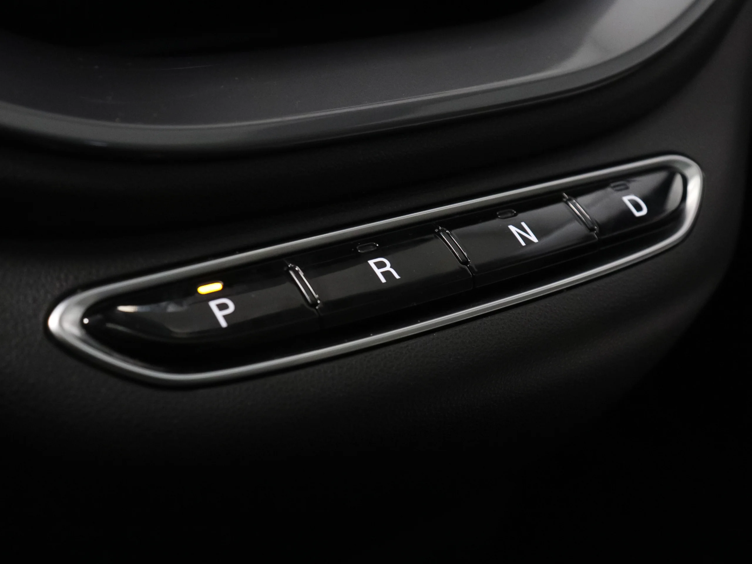 Fiat 500 Electrico laPrima Hb 320km 85 kW (118 CV) - Foto 25