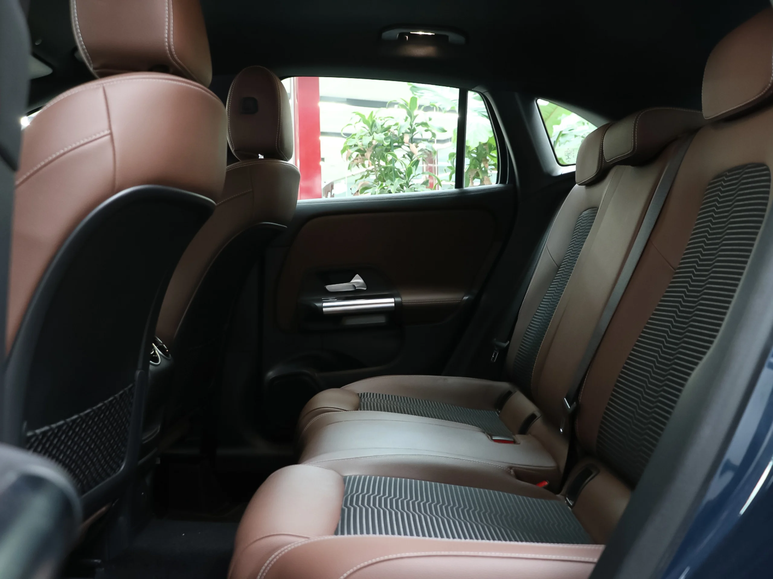 Mercedes-Benz GLA 200 D 110 kW (150 CV) - Foto 11