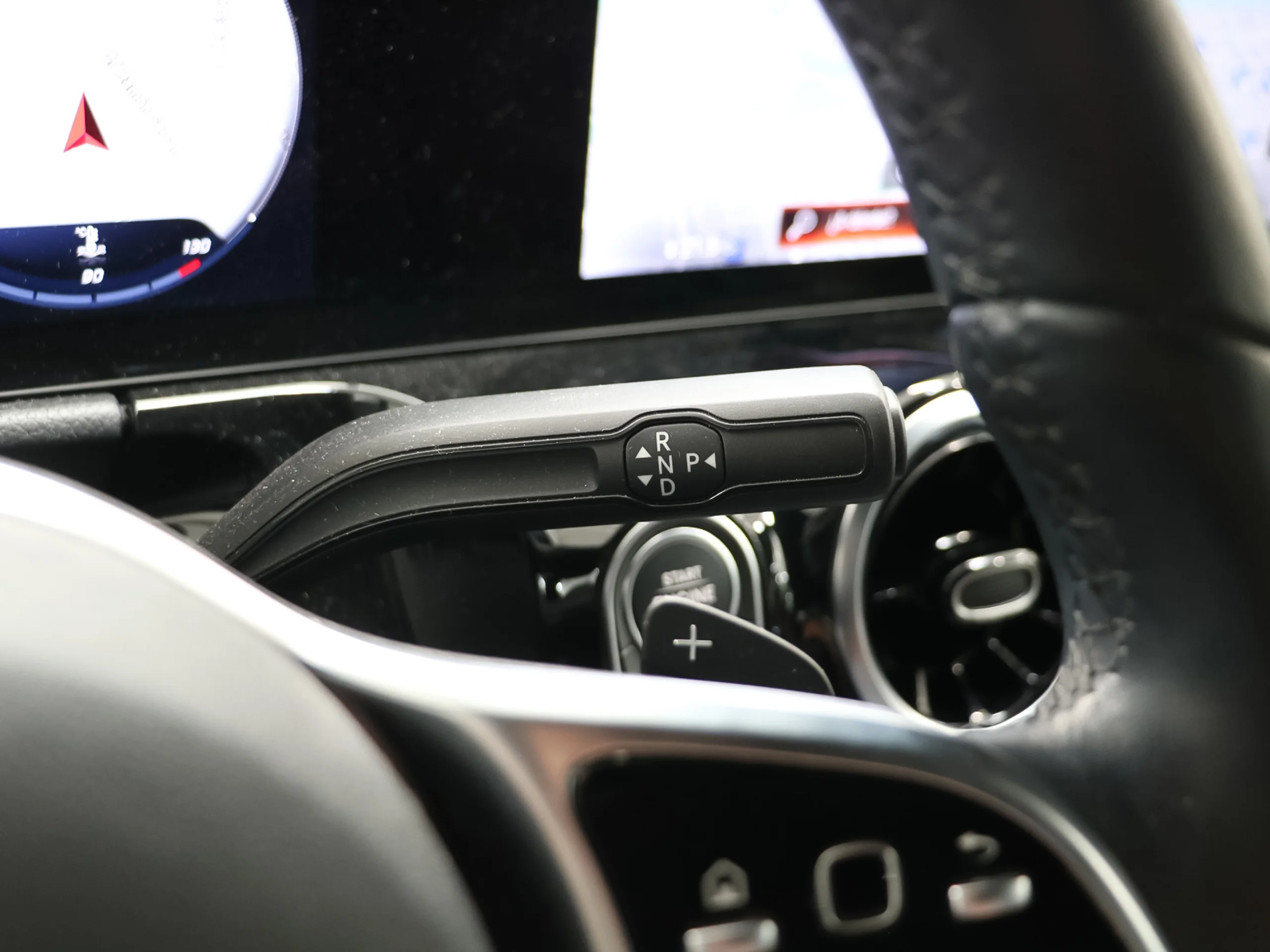 Mercedes-Benz GLA 200 D 110 kW (150 CV) - Foto 41