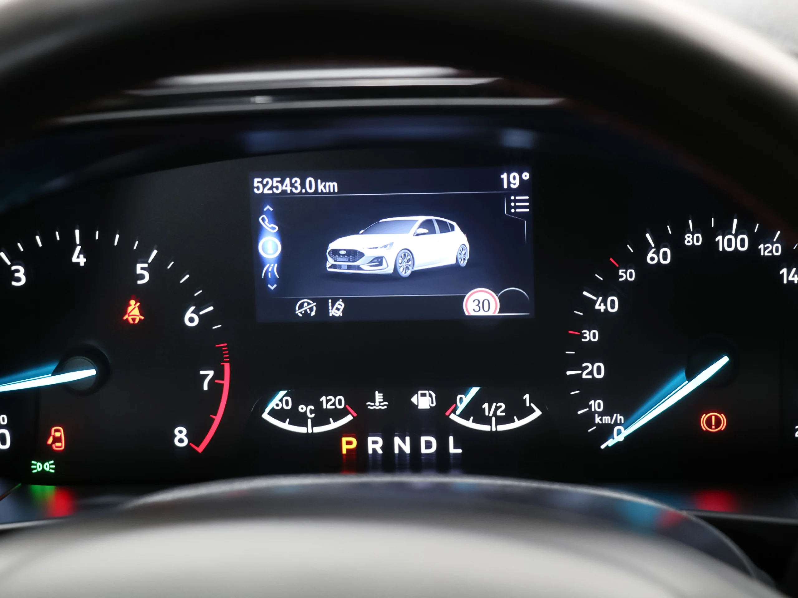 Ford Focus 1.0 Ecoboost MHEV ST-Line Auto 114 kW (155 CV) - Foto 34
